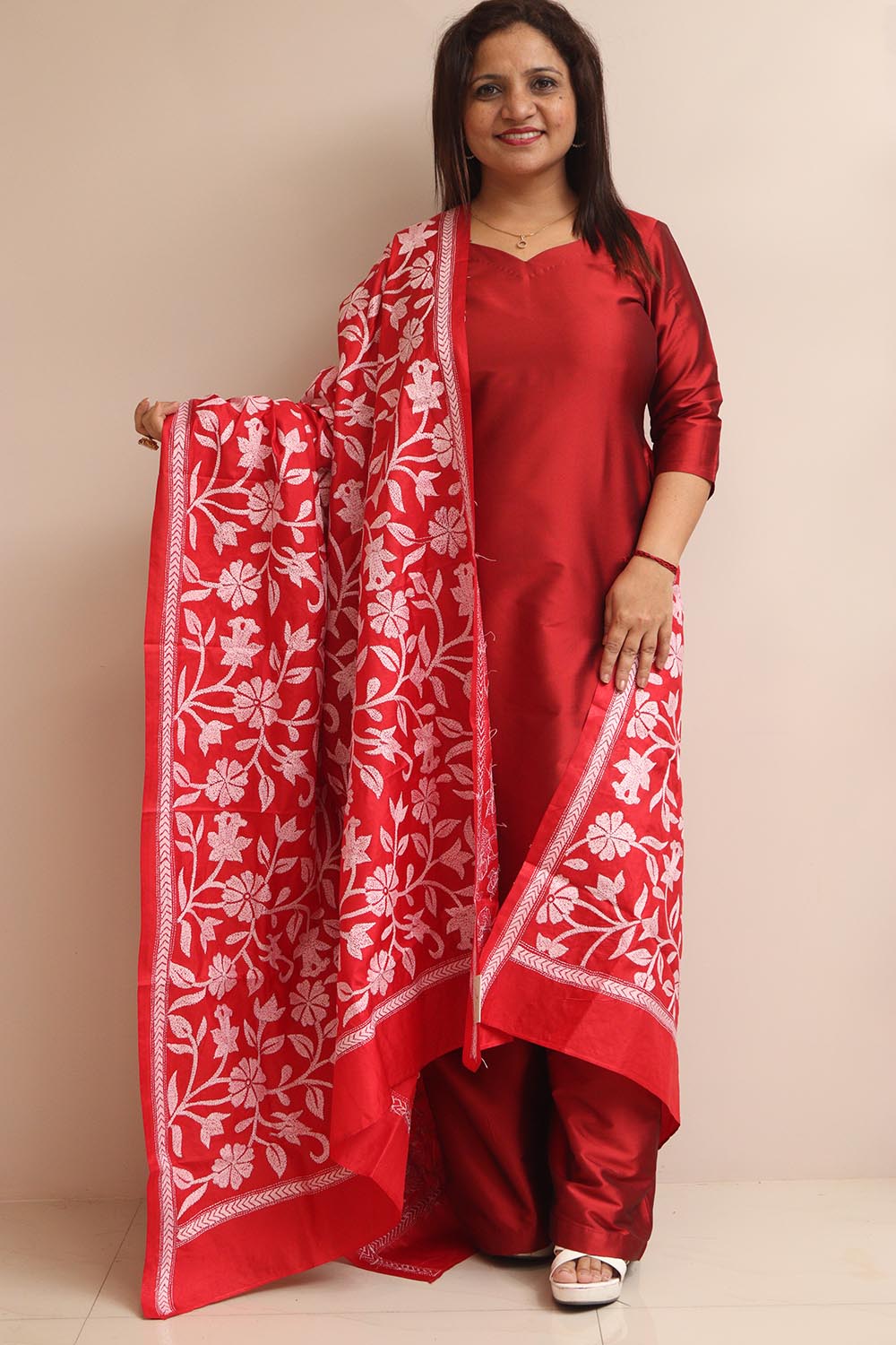 Red Hand Embroidered Kantha Pure Bangalore Silk Dupatta - Luxurion World- Crafted Heirlooms