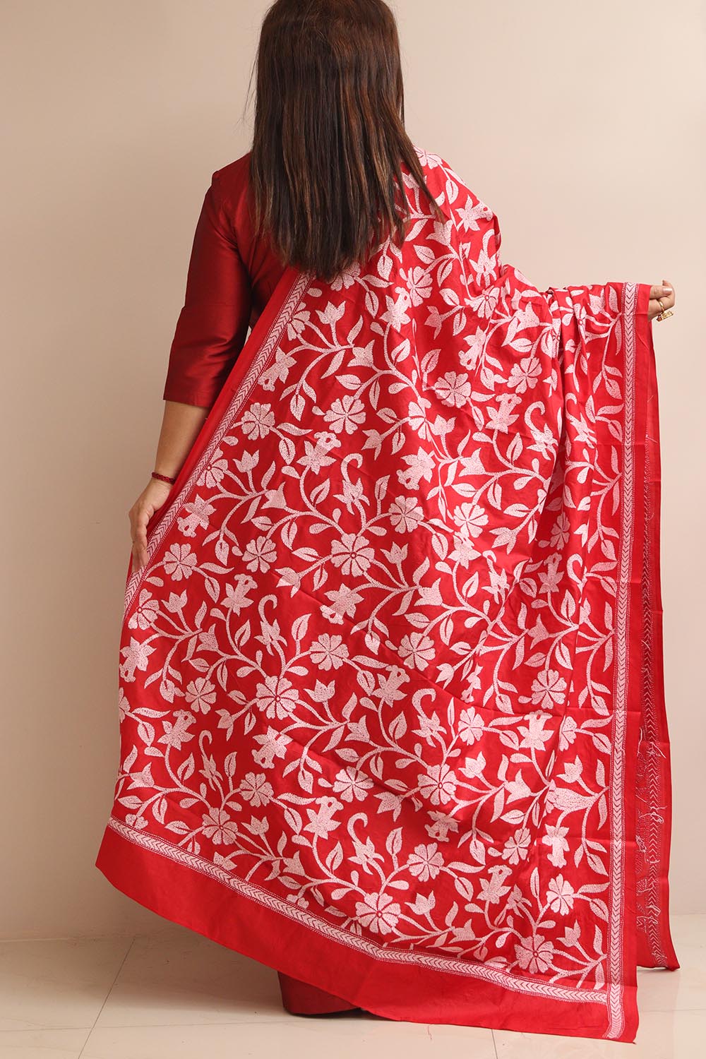 Red Hand Embroidered Kantha Pure Bangalore Silk Dupatta - Luxurion World- Crafted Heirlooms