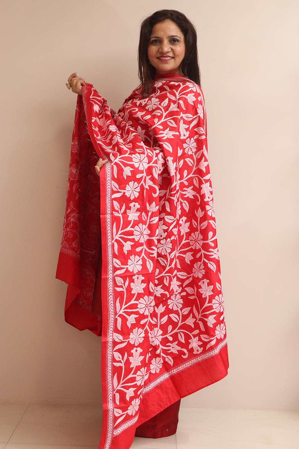 Red Hand Embroidered Kantha Pure Bangalore Silk Dupatta - Luxurion World- Crafted Heirlooms