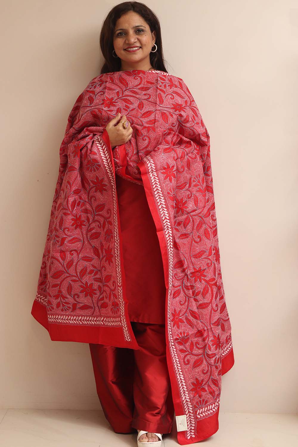 Red Hand Embroidered Kantha Pure Bangalore Silk Dupatta - Luxurion World