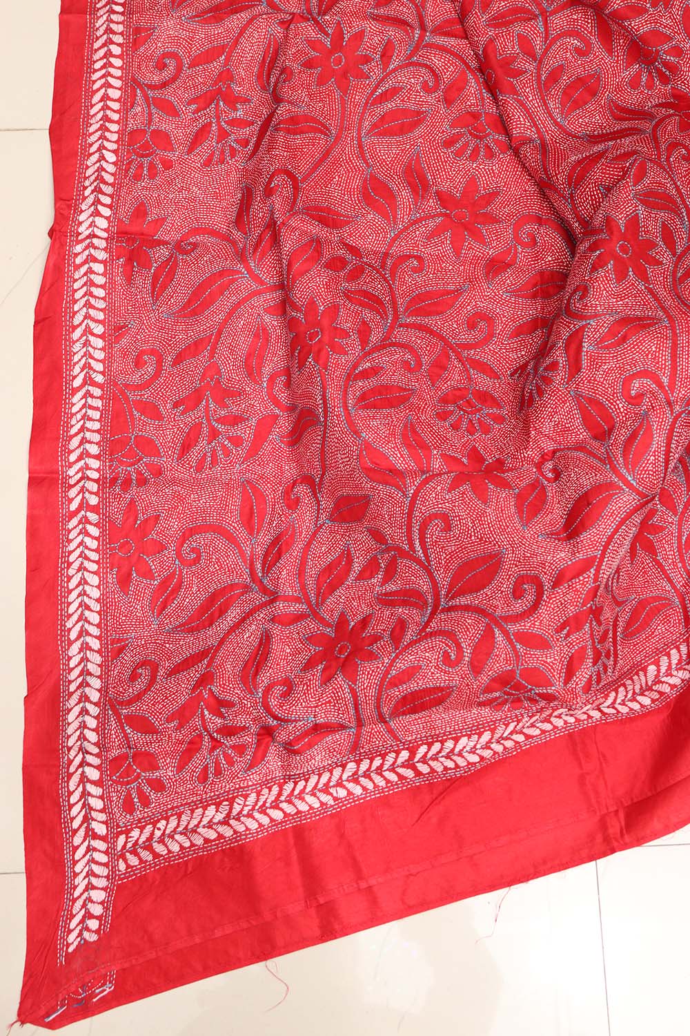 Red Hand Embroidered Kantha Pure Bangalore Silk Dupatta - Luxurion World