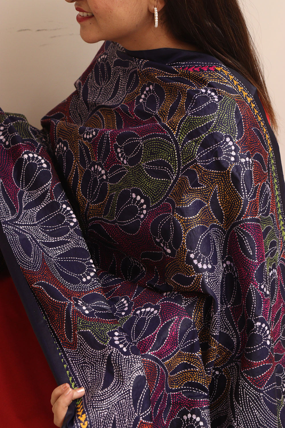 Blue Hand Embroidered Kantha Pure Bangalore Silk Dupatta - Luxurion World