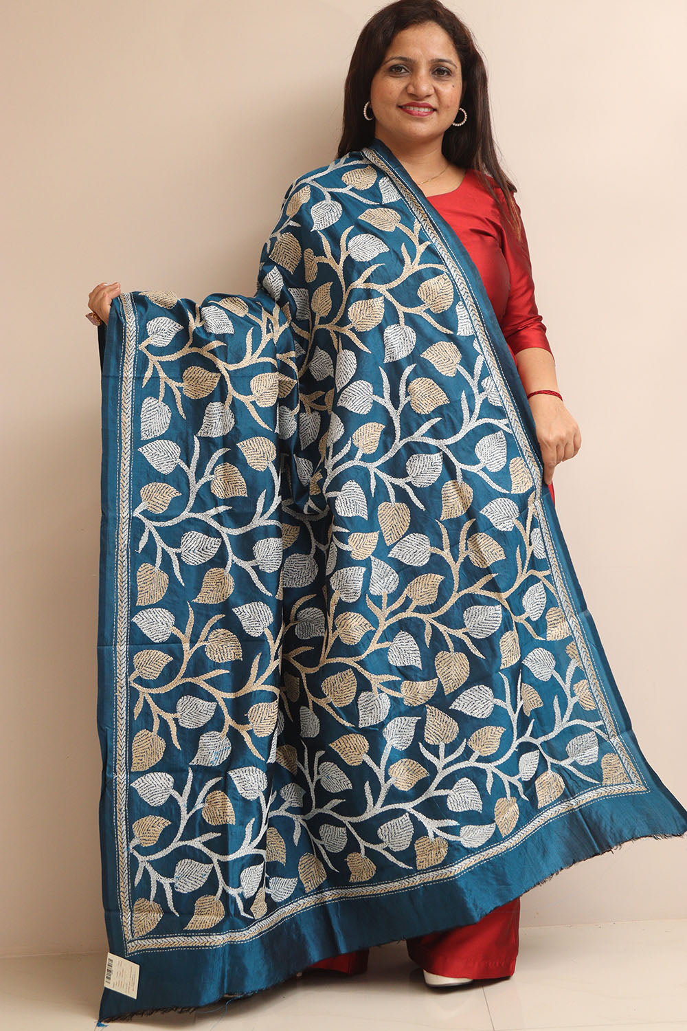 Blue Hand Embroidered Kantha Pure Bangalore Silk Dupatta - Luxurion World