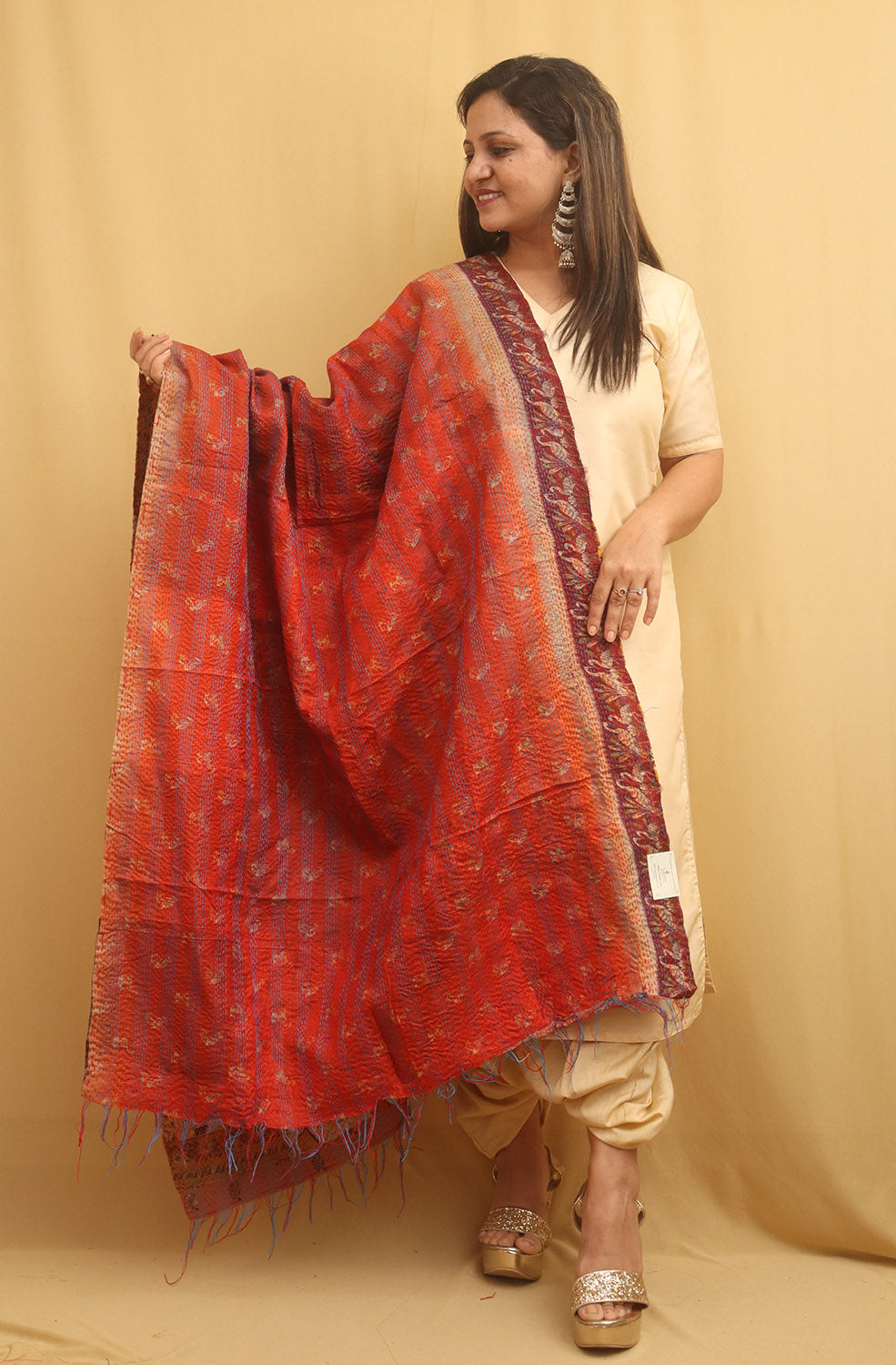 Multicolor Hand Embroidered Kantha Pure Silk Reversible Dupatta - Luxurion World