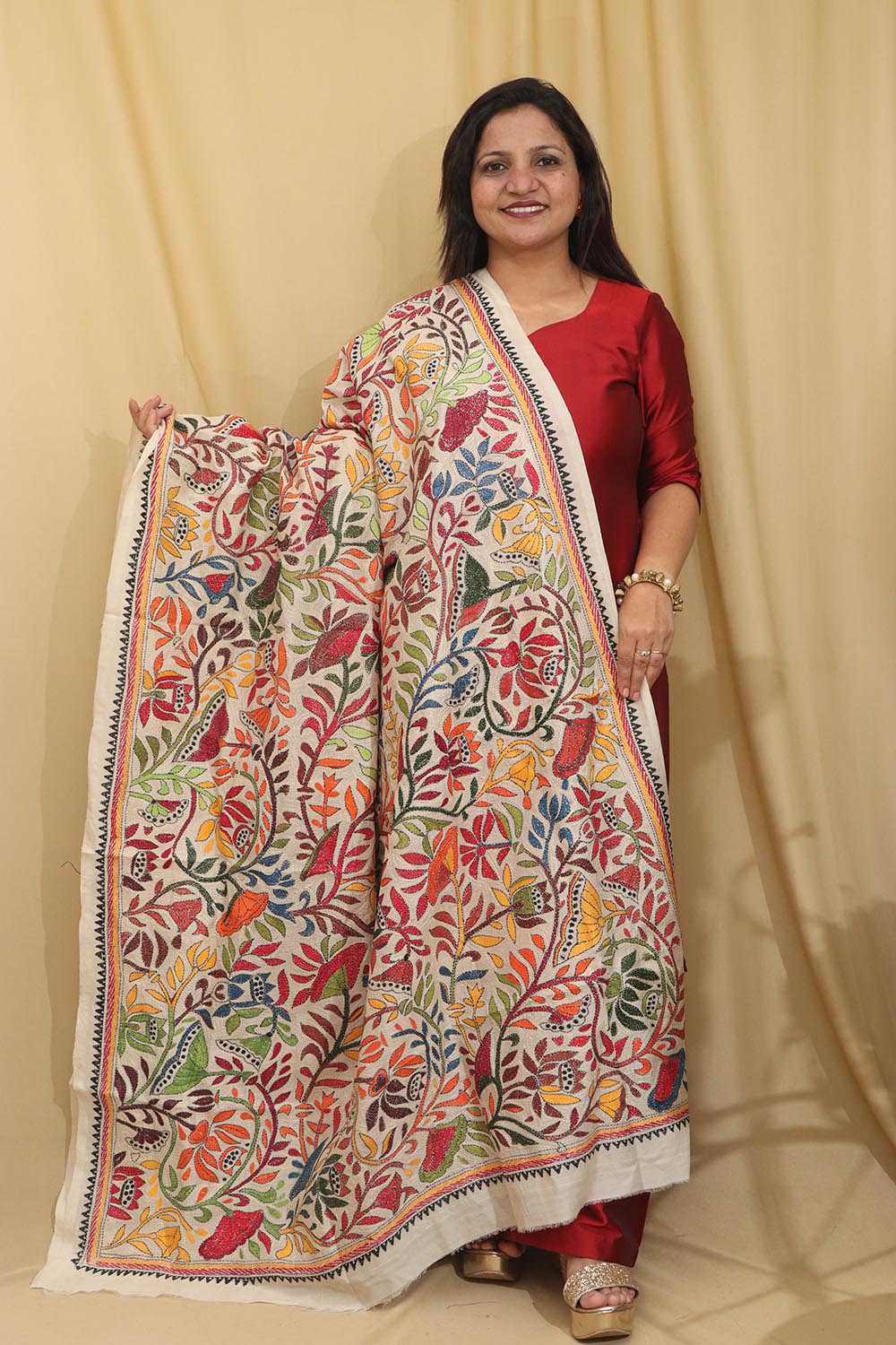 Vibrant Multicolor Hand Embroidered Kantha Tussar Silk Dupatta - Luxurion World
