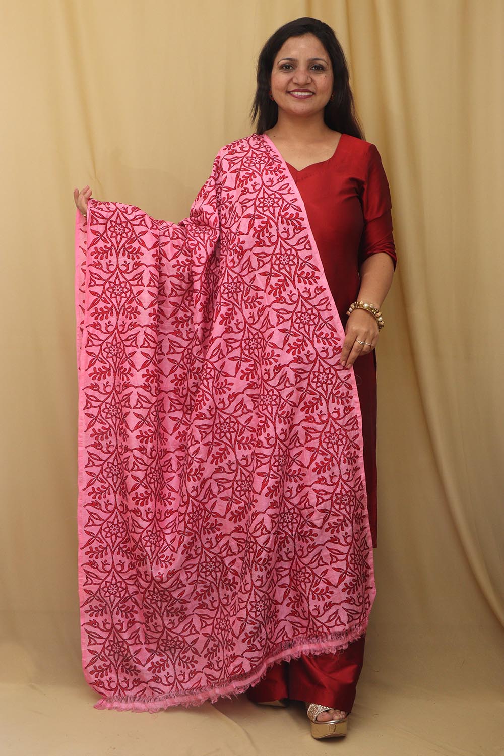 Pink Hand Embroidered Kantha Block Printed Pure Tussar Silk Dupatta - Luxurion World