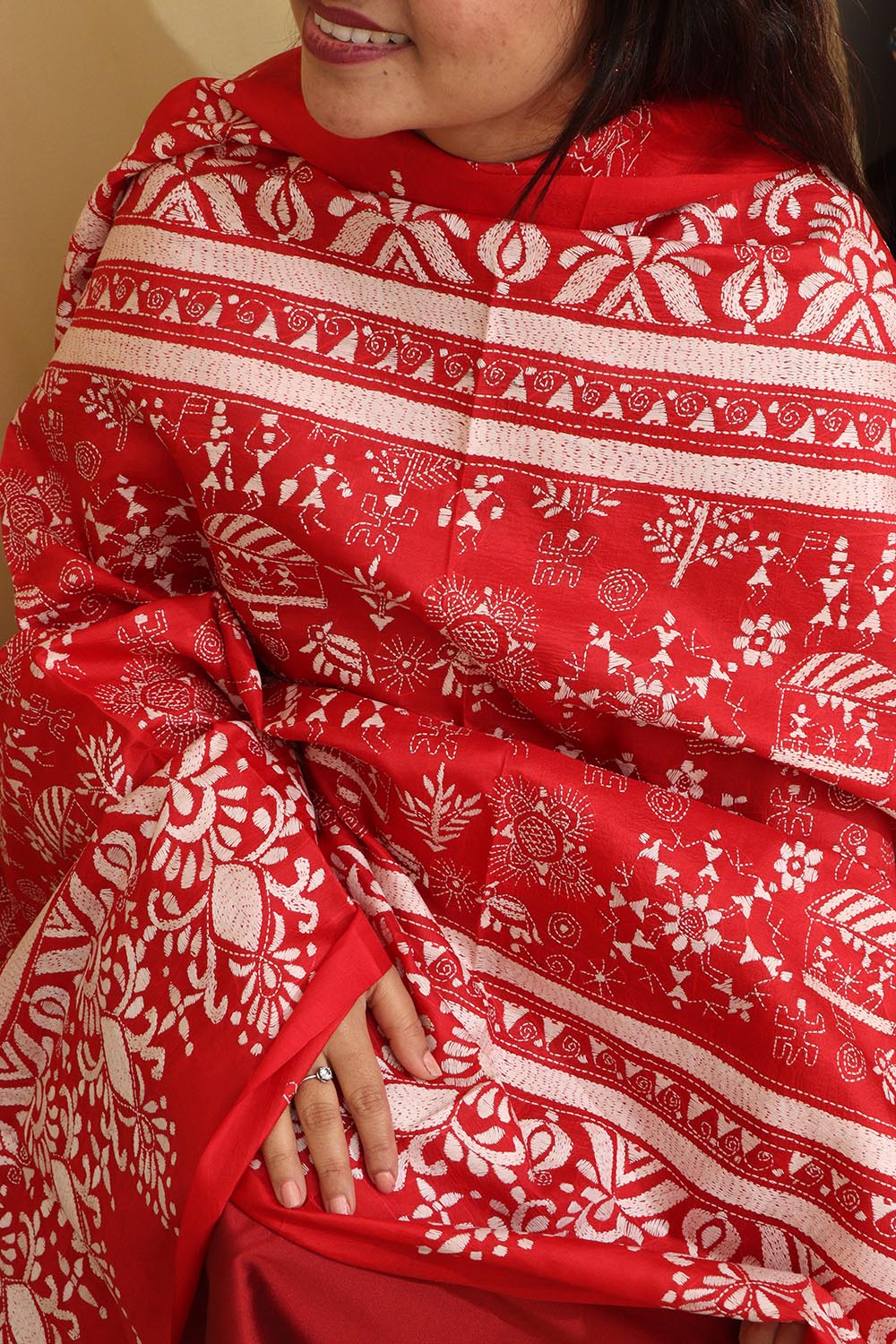 Red Hand Embroidered Kantha Pure Bangalore Silk Dupatta - Luxurion World