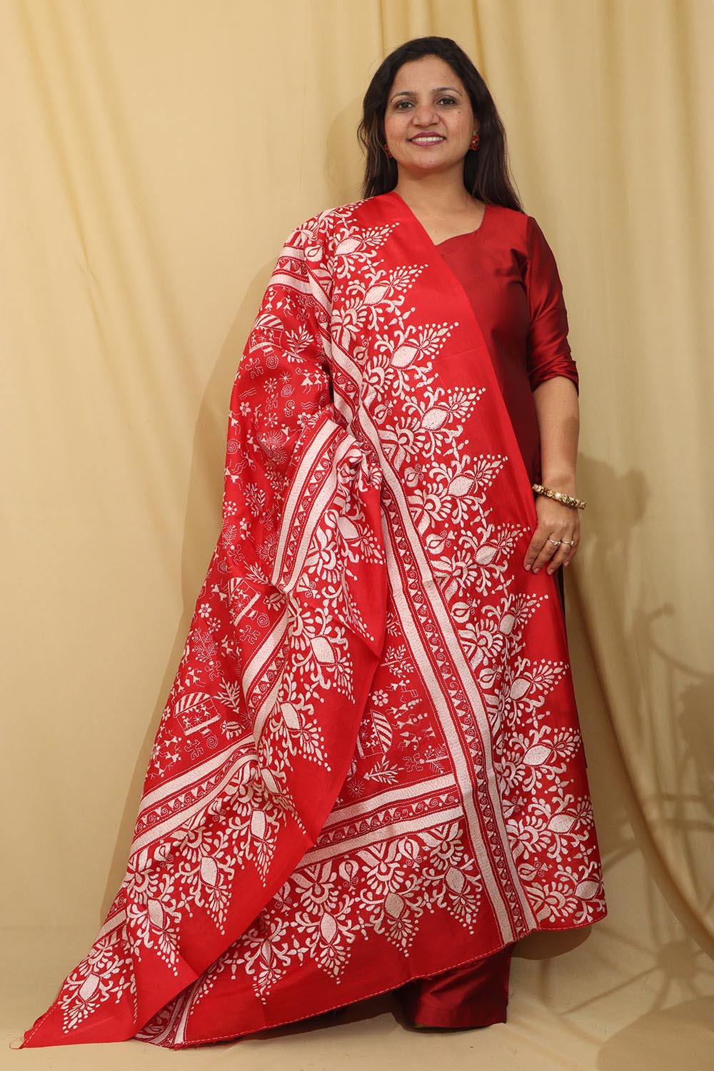 Red Hand Embroidered Kantha Pure Bangalore Silk Dupatta - Luxurion World