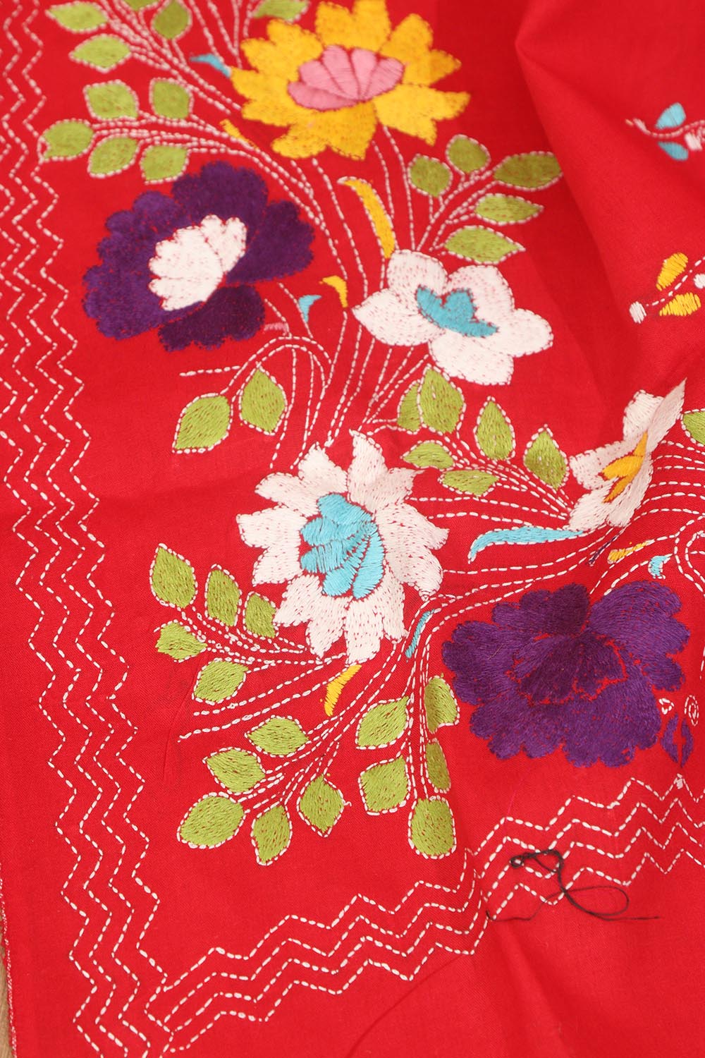 Red Hand Embroidered Kantha Pure Cotton Dupatta - Luxurion World
