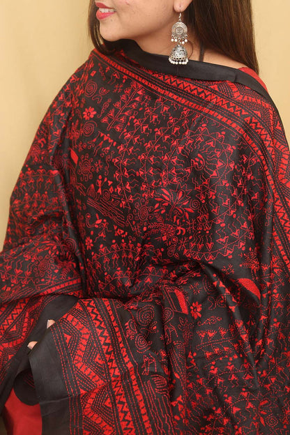 Hand-Embroidered Kantha Silk Dupatta with Warli Design - Luxurion World