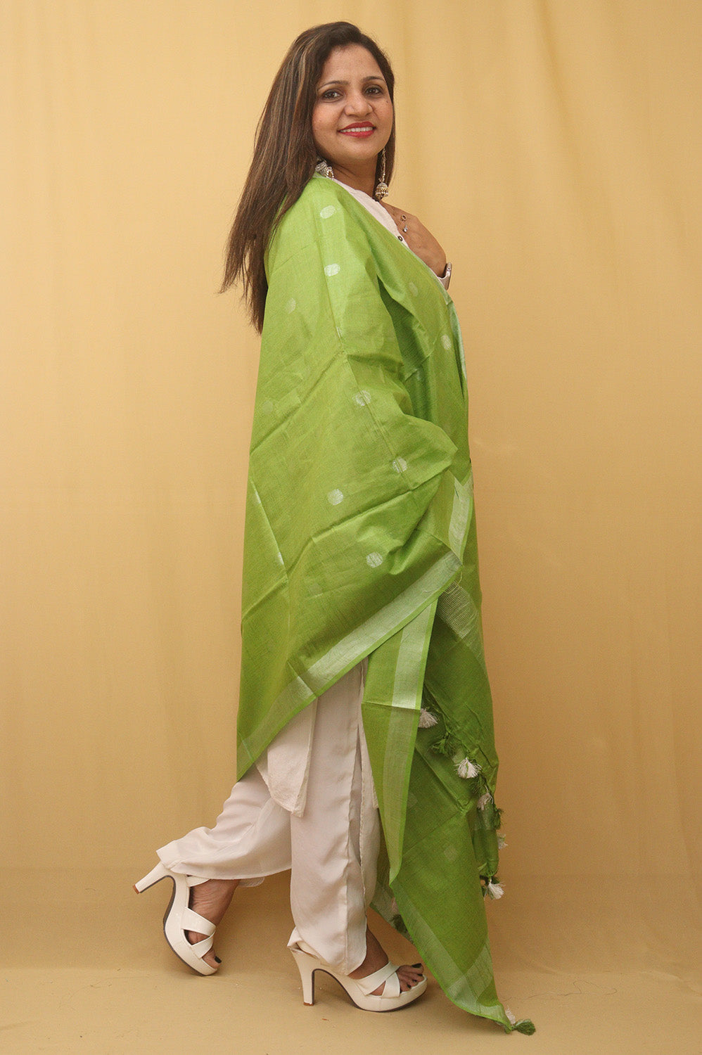 Green Bhagalpur Handloom Linen Cotton Dupatta - Luxurion World