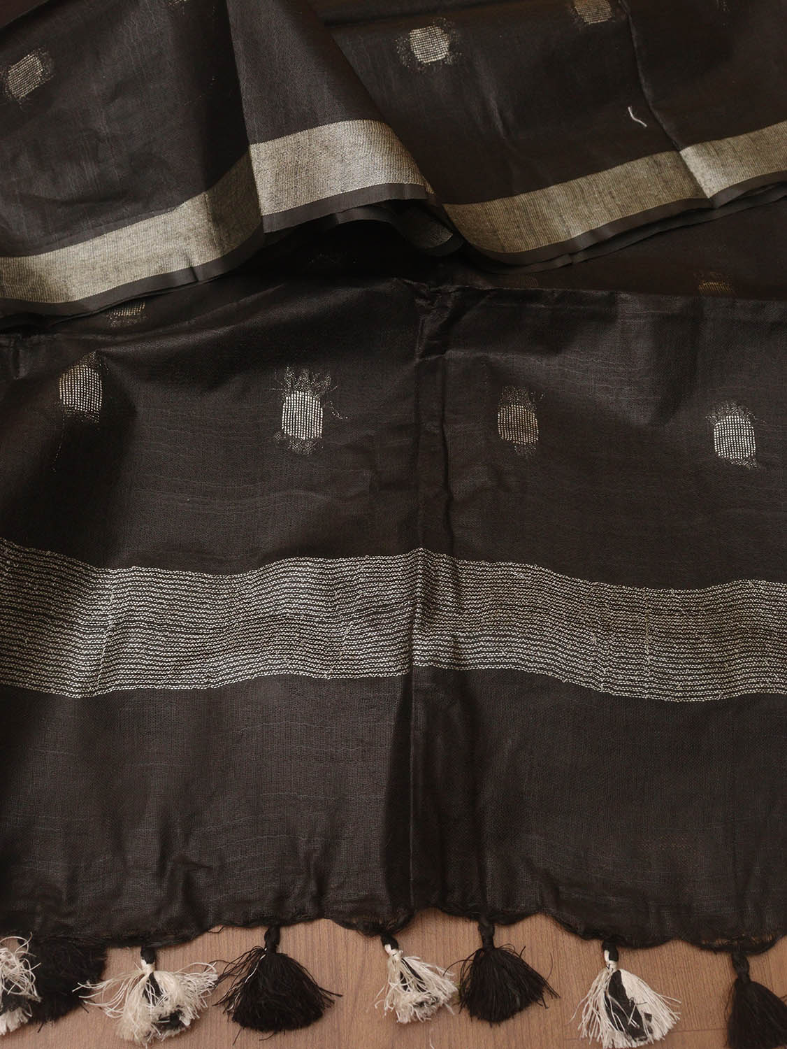Black Bhagalpur Handloom Linen Cotton Dupatta - Luxurion World