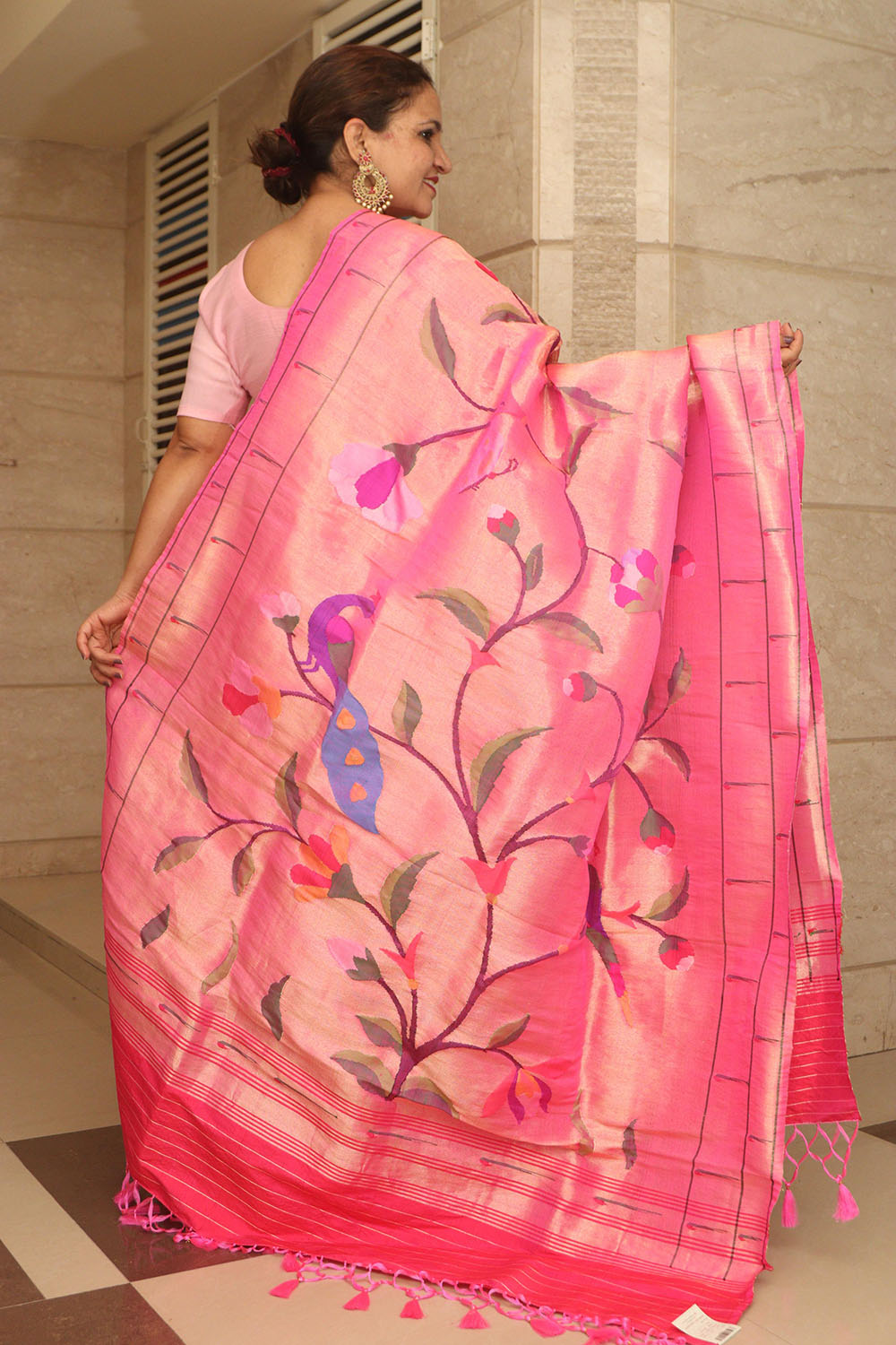 Pink Paithani Handloom Pure Silk Brocade Muniya Border Peacock And Bird Design Dupatta - Luxurion World