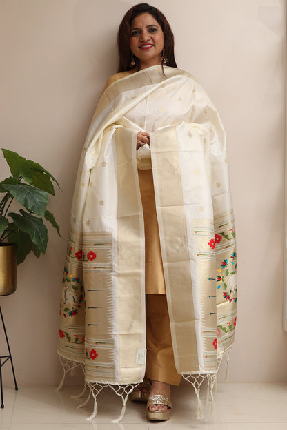 Elegant White Paithani Silk Pichwai Cow Design Dupatta - Luxurion World