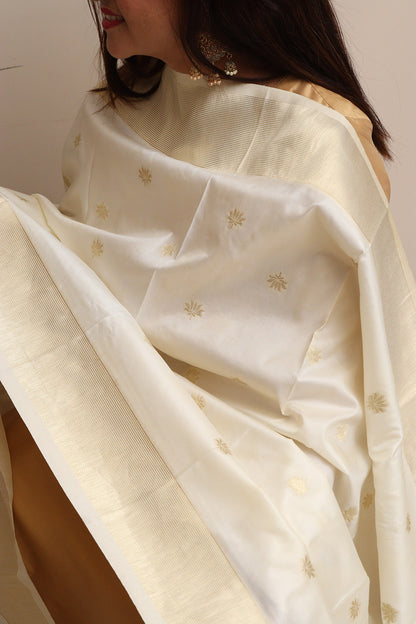 Elegant White Paithani Silk Pichwai Cow Design Dupatta - Luxurion World