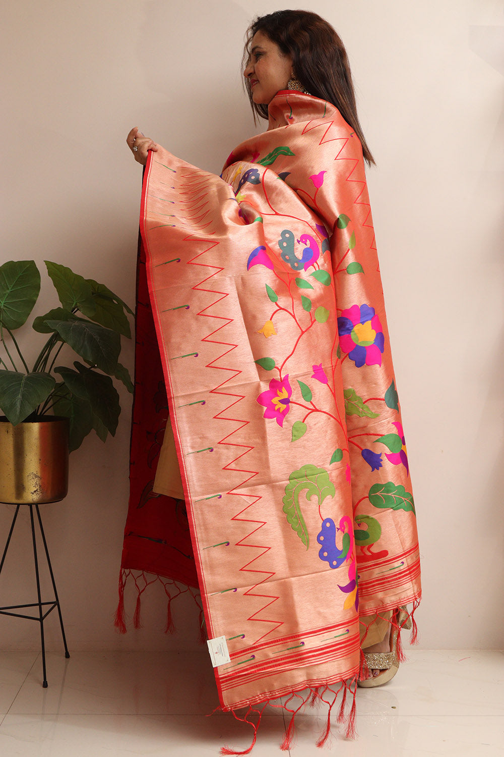 Elegant Red Paithani Brocade Silk Flower & Peacock Design Dupatta - Luxurion World