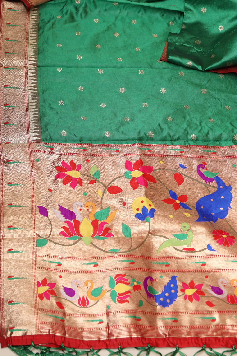 Stunning Green Paithani Silk Flower & Peacock Design Dupatta - Elegant Ethnic Wear - Luxurion World