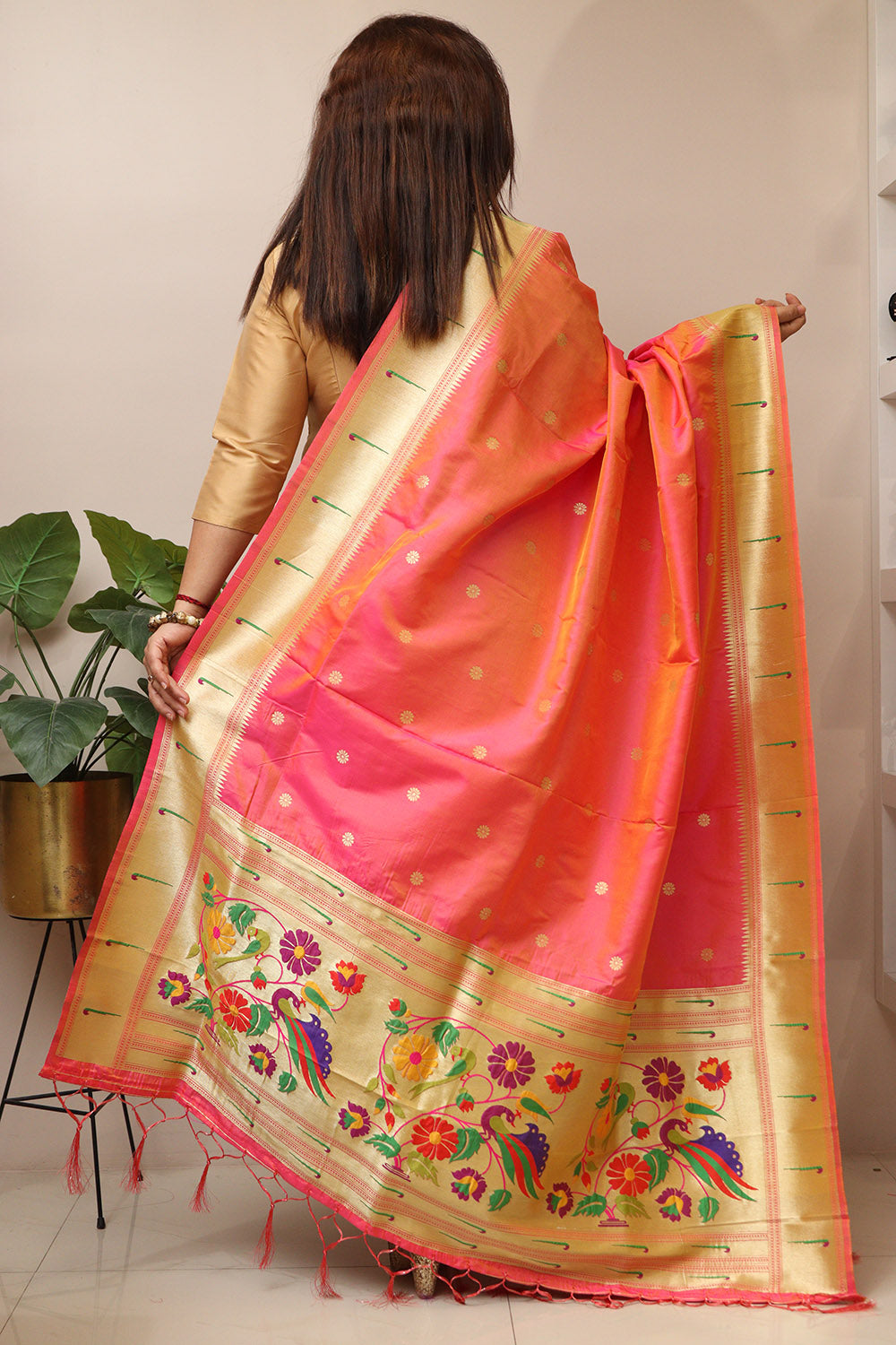 Beautiful Pink Paithani Silk Flower & Peacock Design Dupatta - Luxurion World