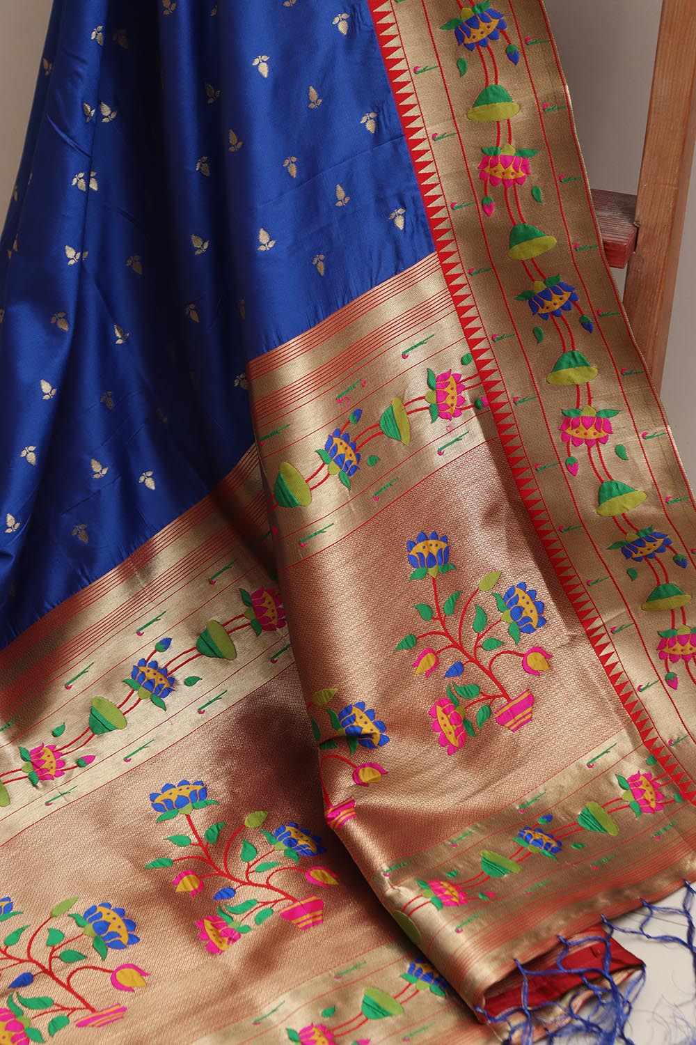 Elegant Blue Paithani Silk Flower Design Dupatta - Luxurion World