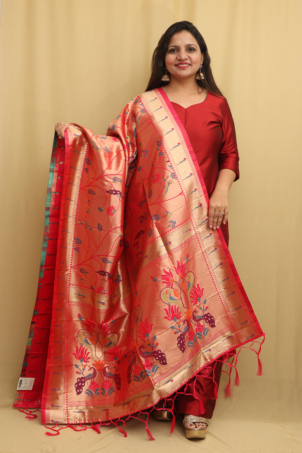 Pink Paithani Silk Peacock & Floral Dupatta - Luxurion World