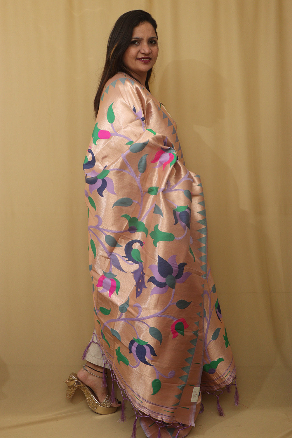 Exquisite Purple Paithani Silk Dupatta with Peacock & Floral Design - Luxurion World