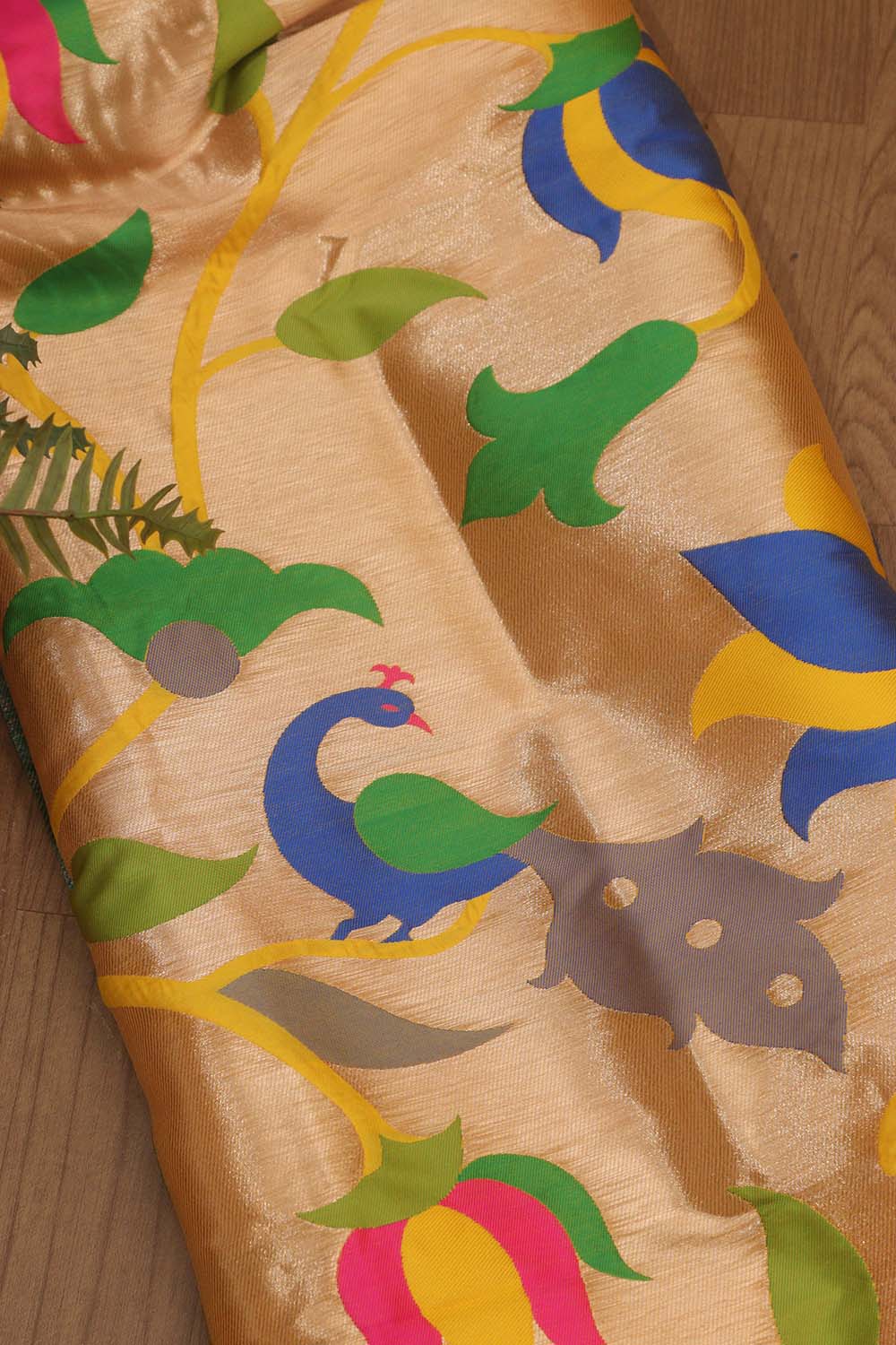 Exquisite Yellow Paithani Silk Dupatta with Peacock & Floral Design - Luxurion World