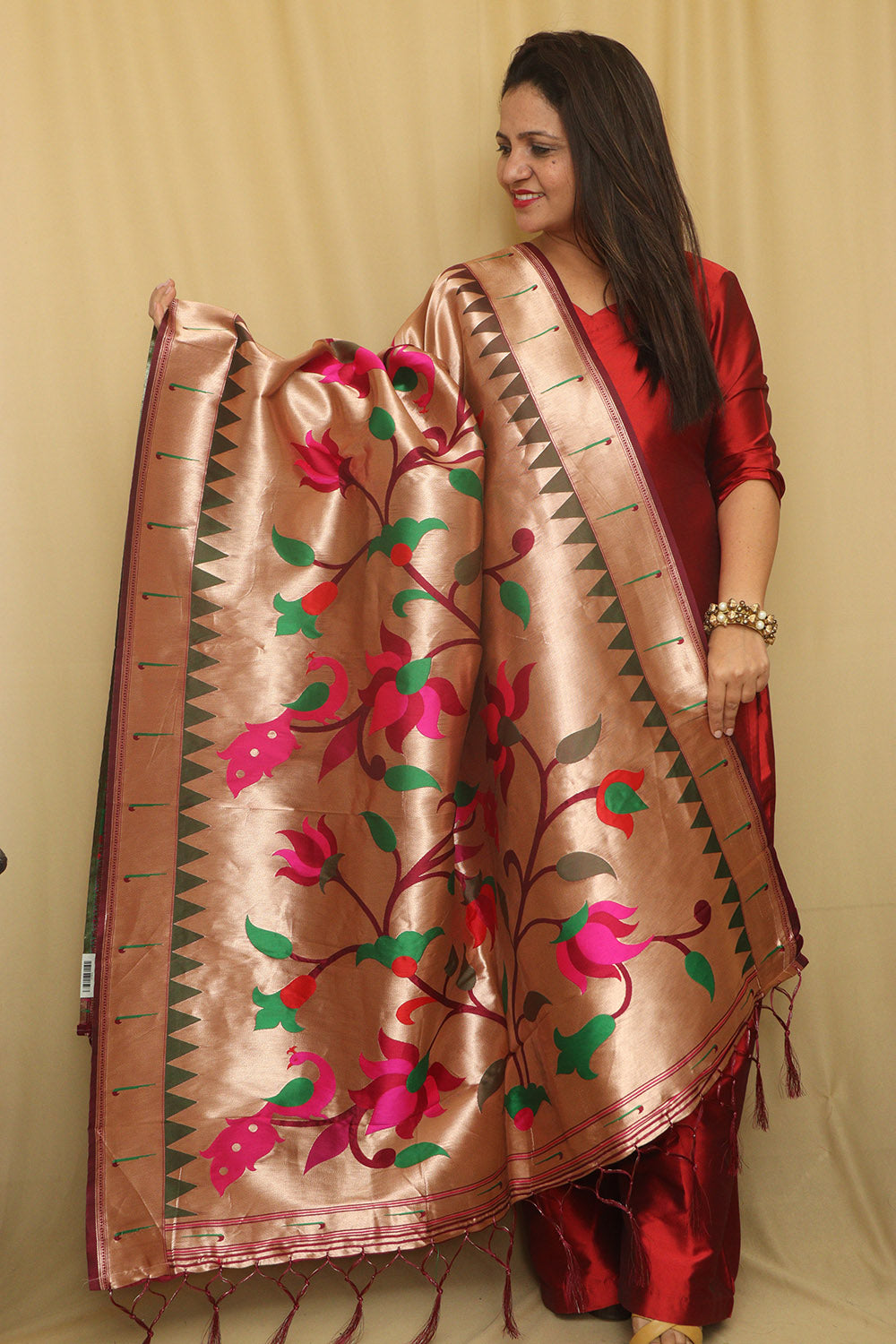 Maroon And Golden Paithani Silk Floral Design Dupatta - Luxurion World