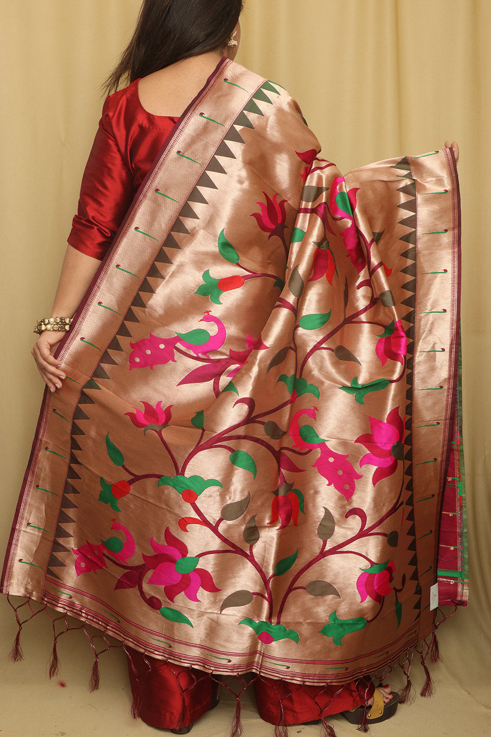 Maroon And Golden Paithani Silk Floral Design Dupatta - Luxurion World