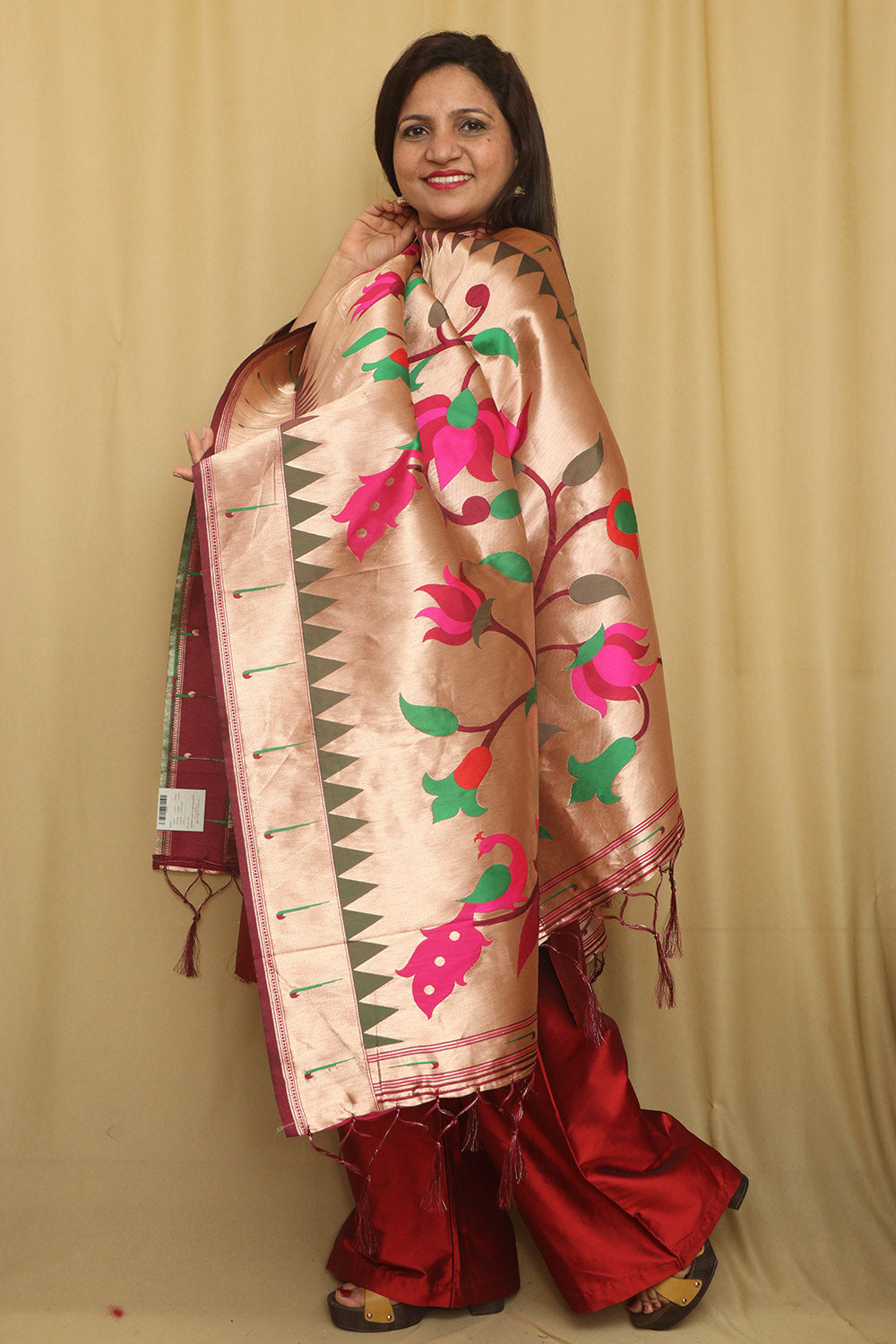 Maroon And Golden Paithani Silk Floral Design Dupatta - Luxurion World