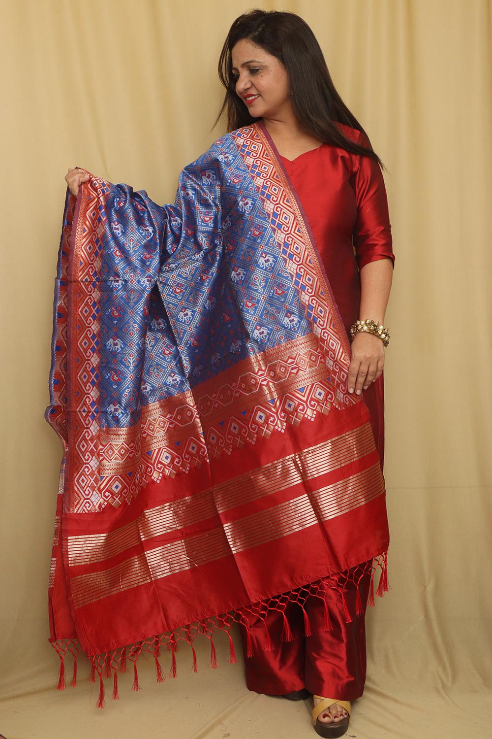 Elegant Blue Patola Silk Dupatta - Luxurion World