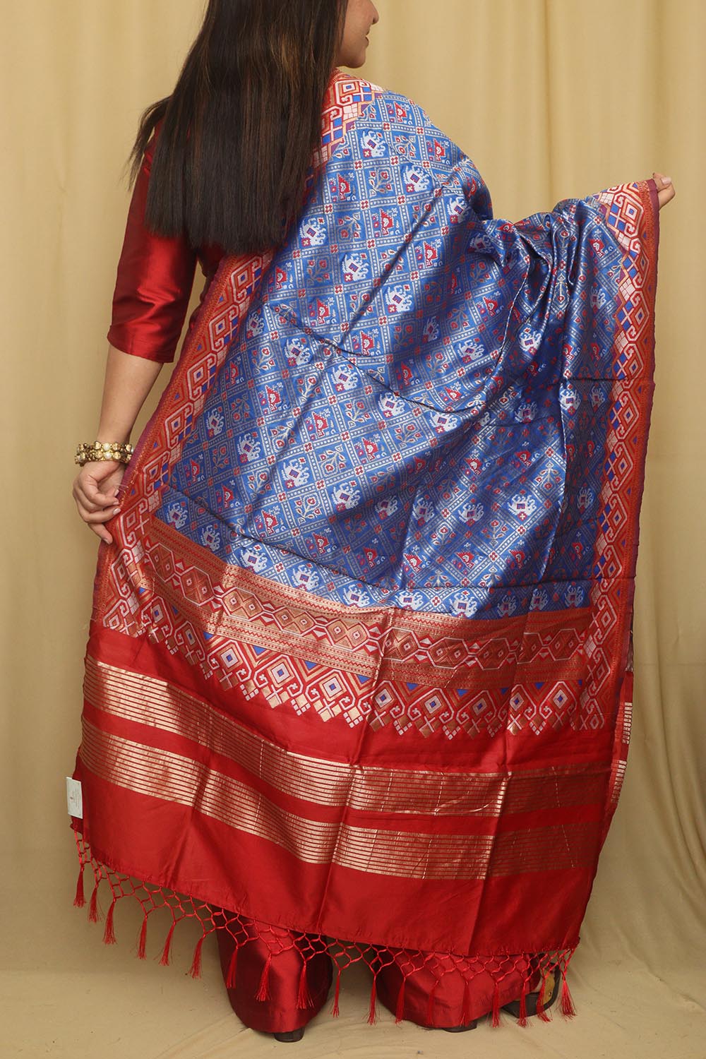 Elegant Blue Patola Silk Dupatta - Luxurion World