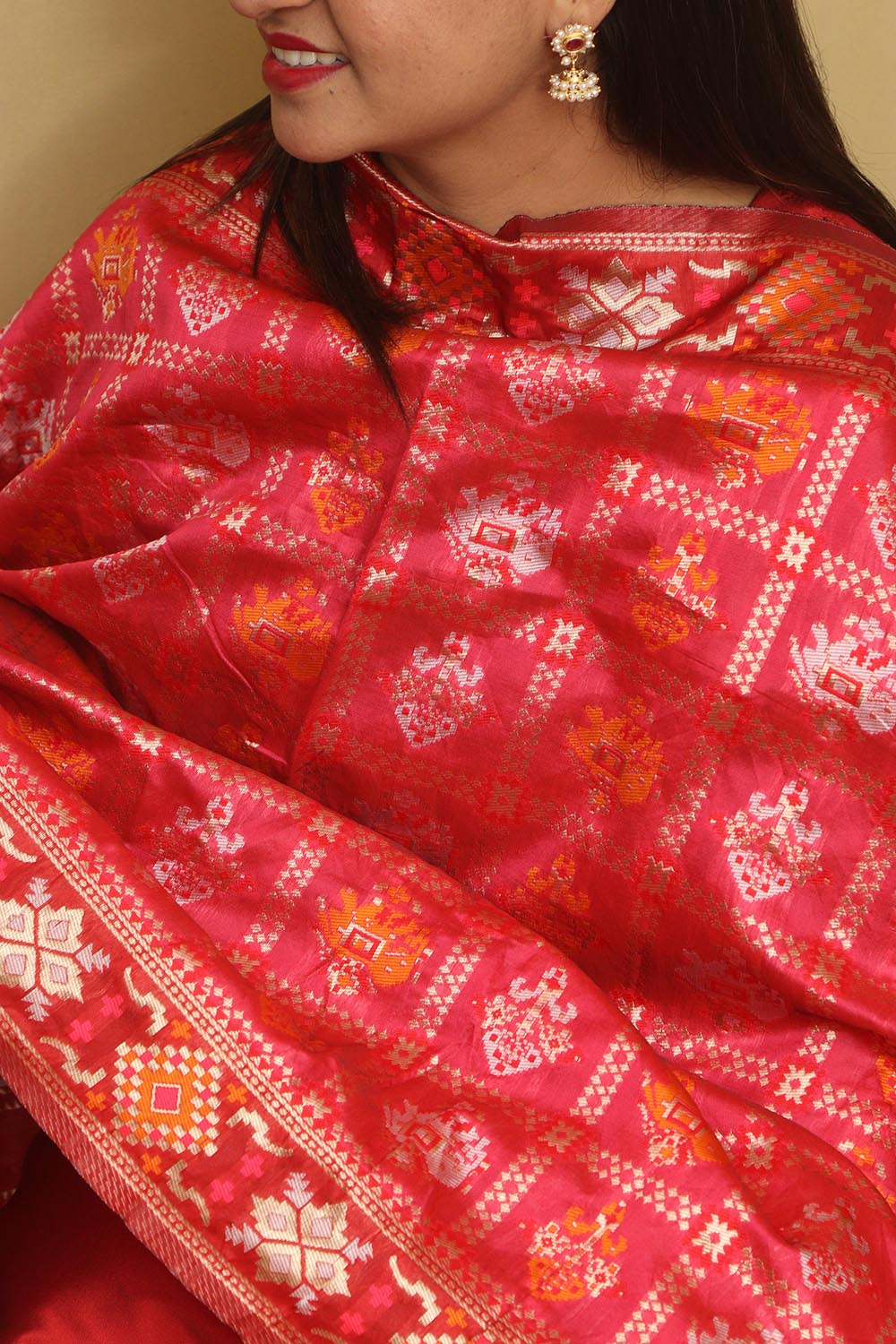 Elegant Pink Patola Silk Dupatta - Luxurion World