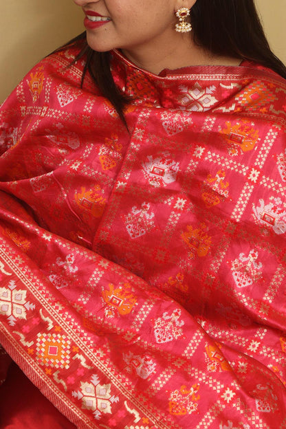 Elegant Pink Patola Silk Dupatta - Luxurion World