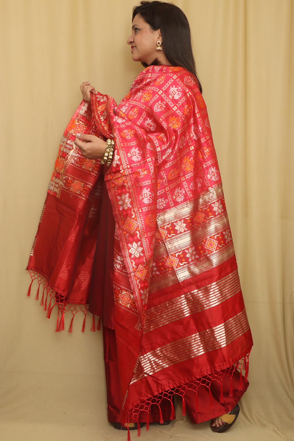 Elegant Pink Patola Silk Dupatta - Luxurion World