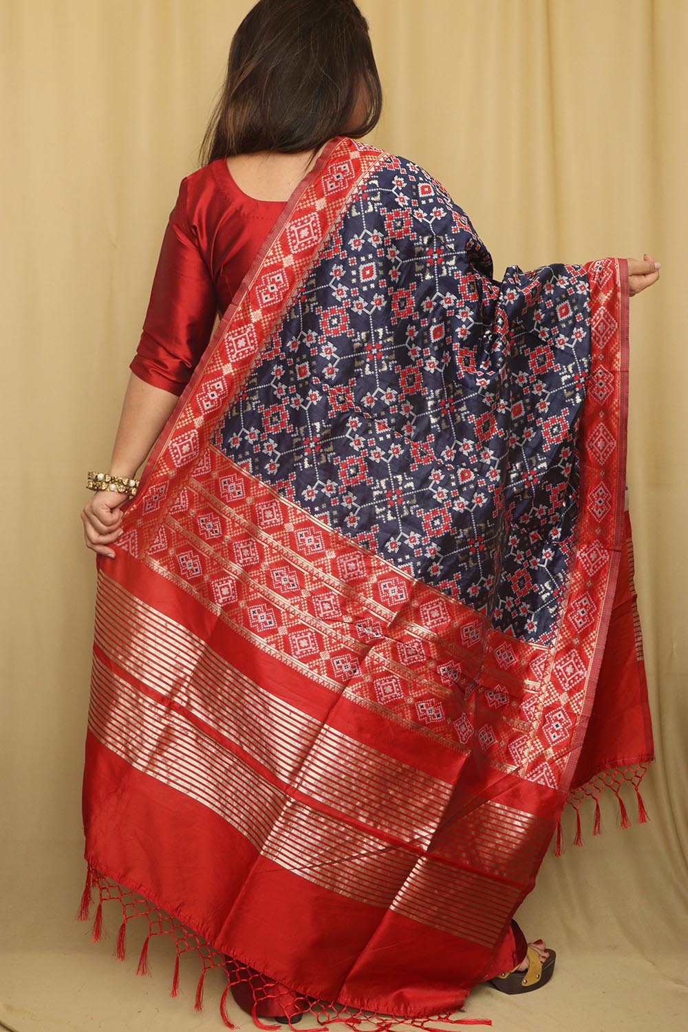 Elegant Blue Patola Silk Dupatta - Luxurion World