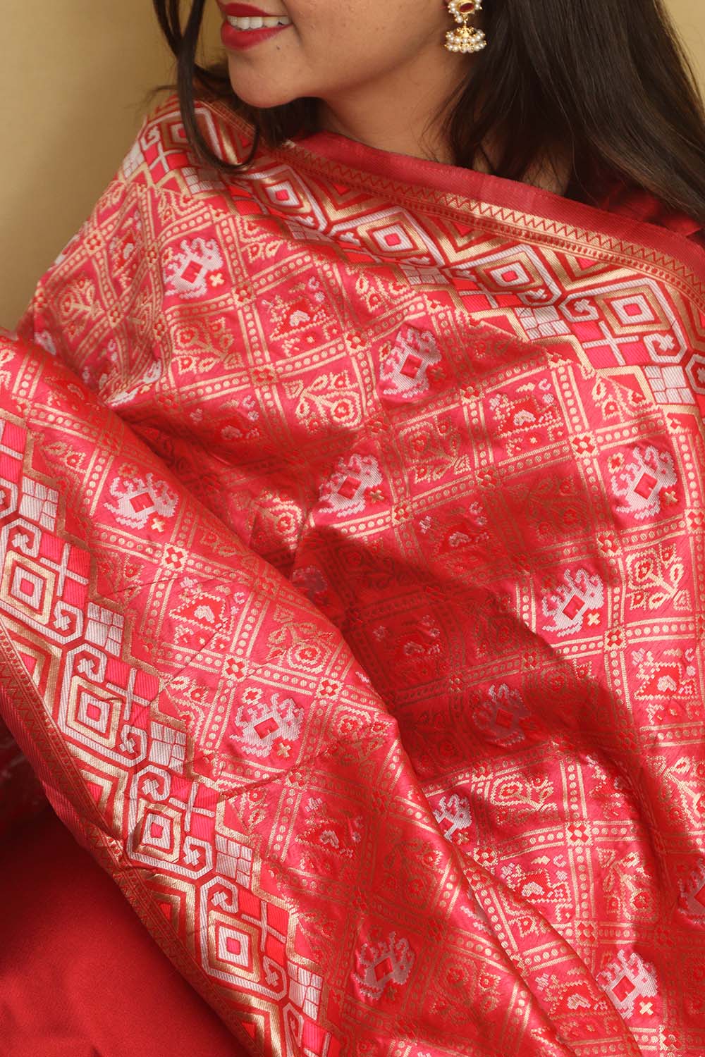 Stunning Pink Patola Silk Dupatta - Limited Edition - Luxurion World