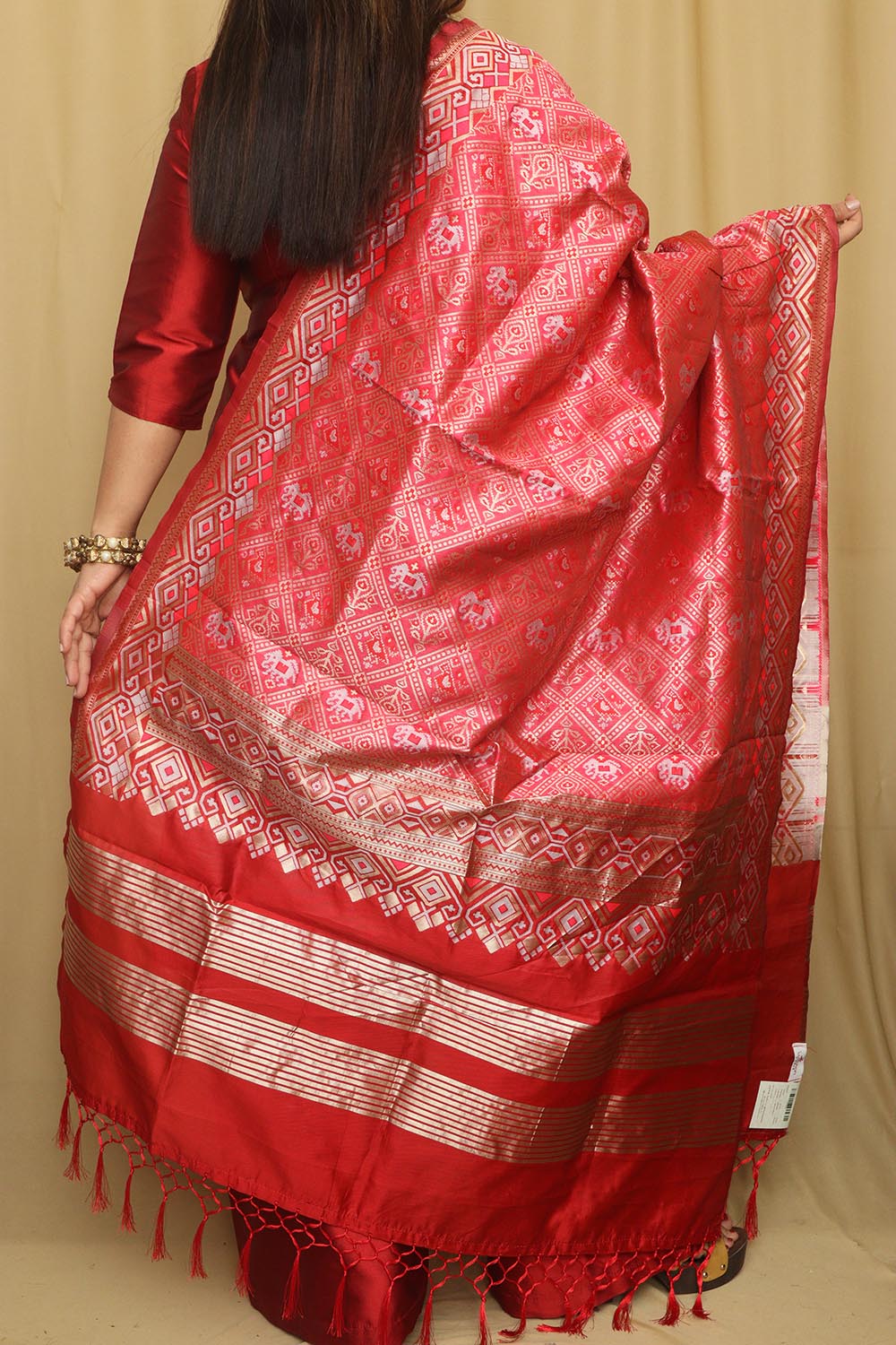 Stunning Pink Patola Silk Dupatta - Limited Edition - Luxurion World