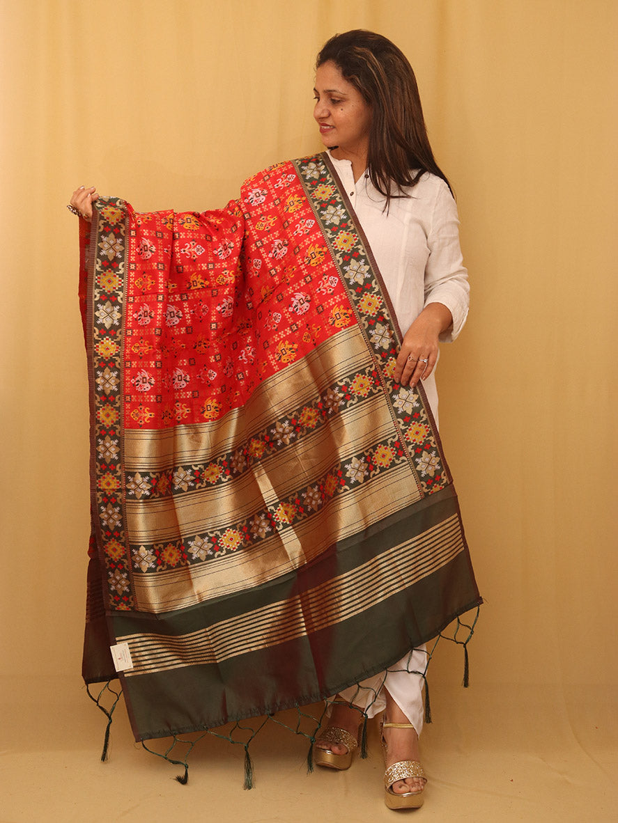 Red Patola Silk Dupatta - Luxurion World