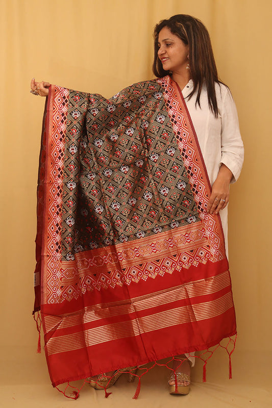 Black Patola Silk Dupatta - Luxurion World