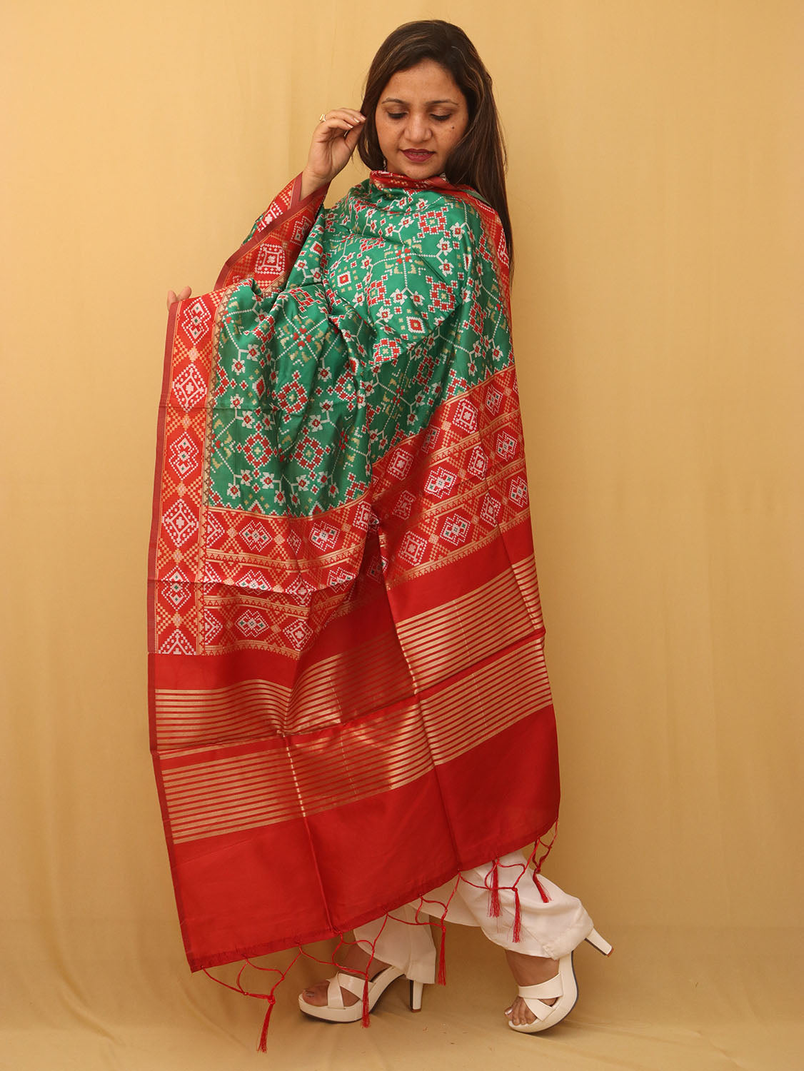 Green Patola Silk Dupatta - Luxurion World