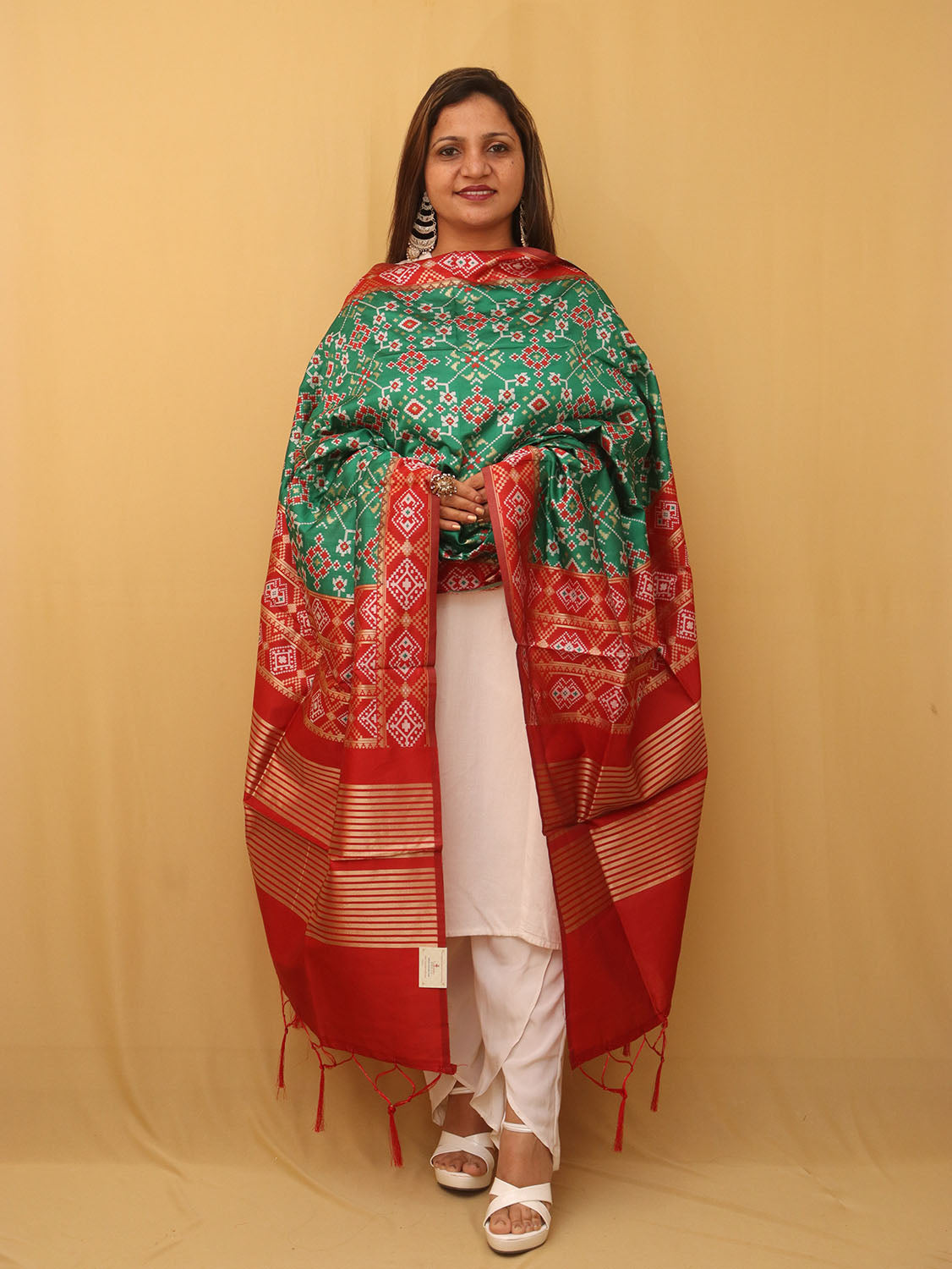Green Patola Silk Dupatta - Luxurion World