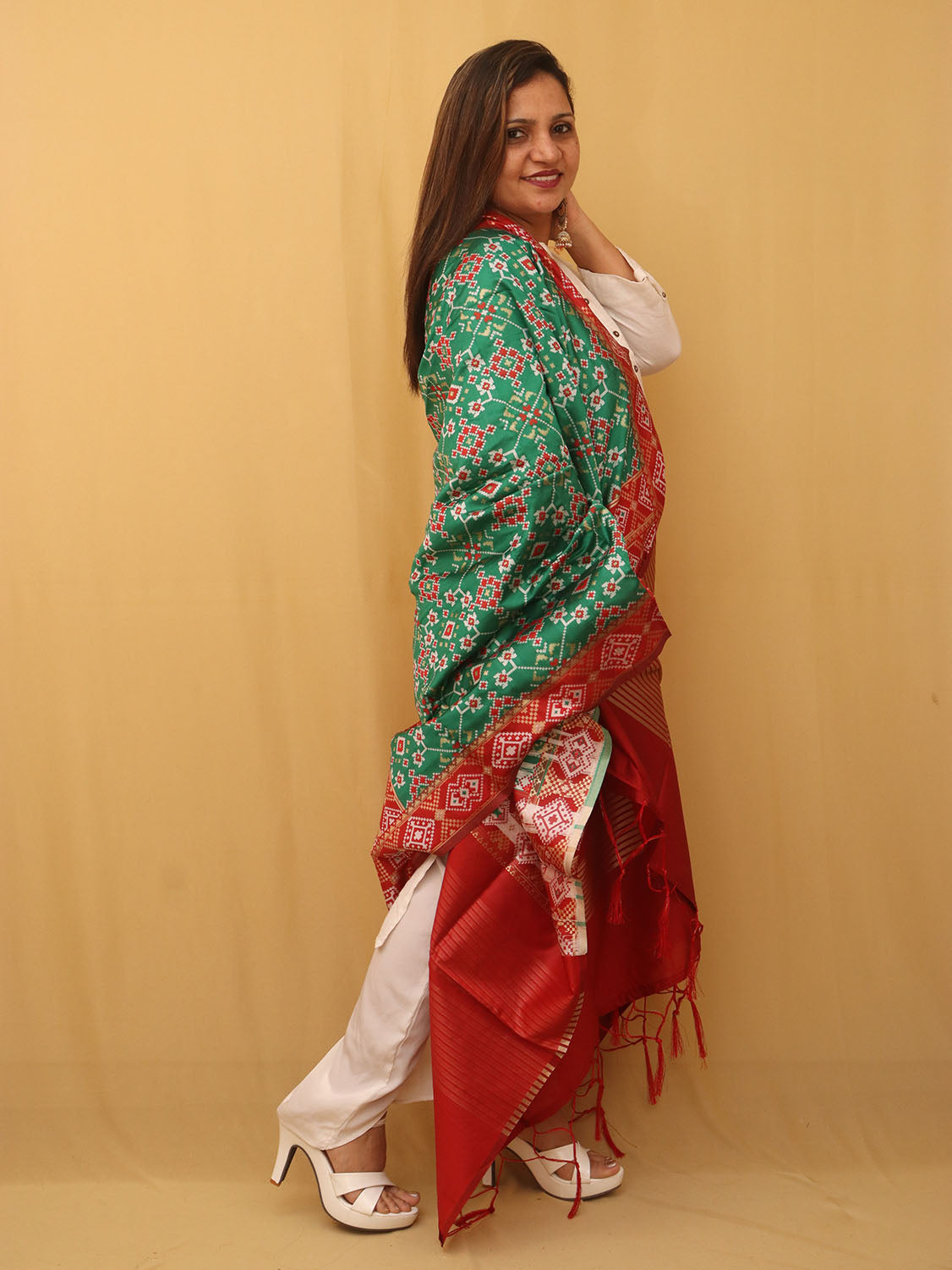 Green Patola Silk Dupatta - Luxurion World
