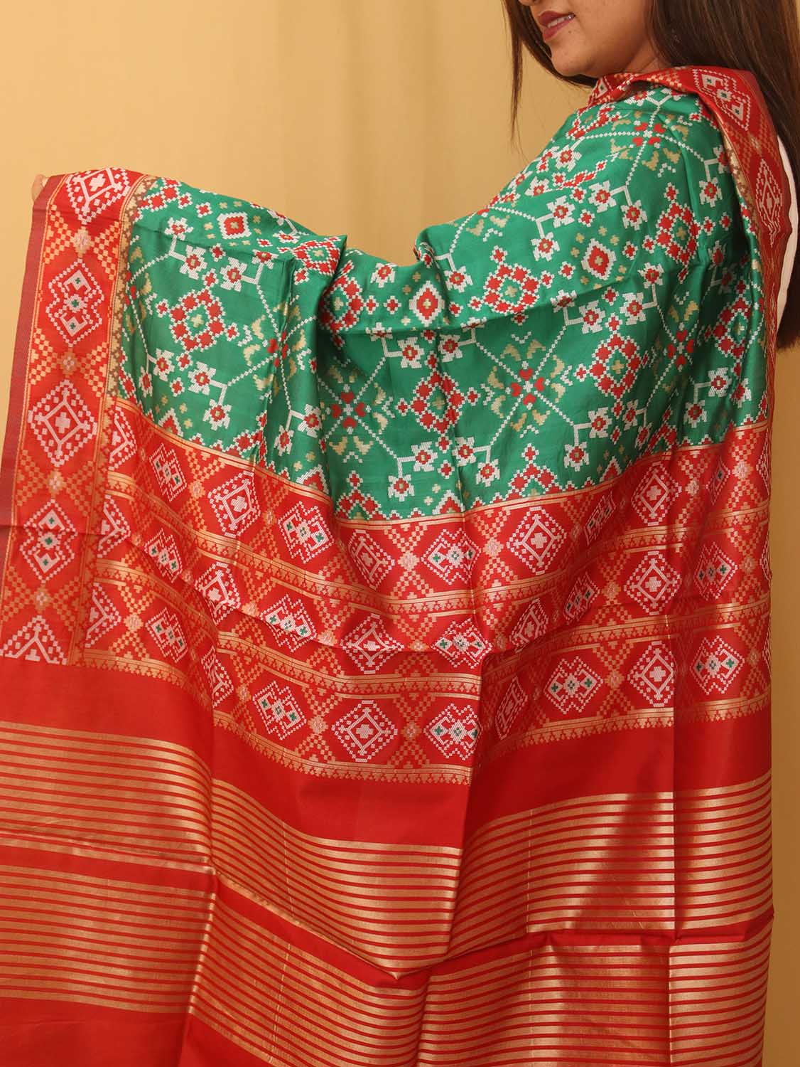Green Patola Silk Dupatta - Luxurion World