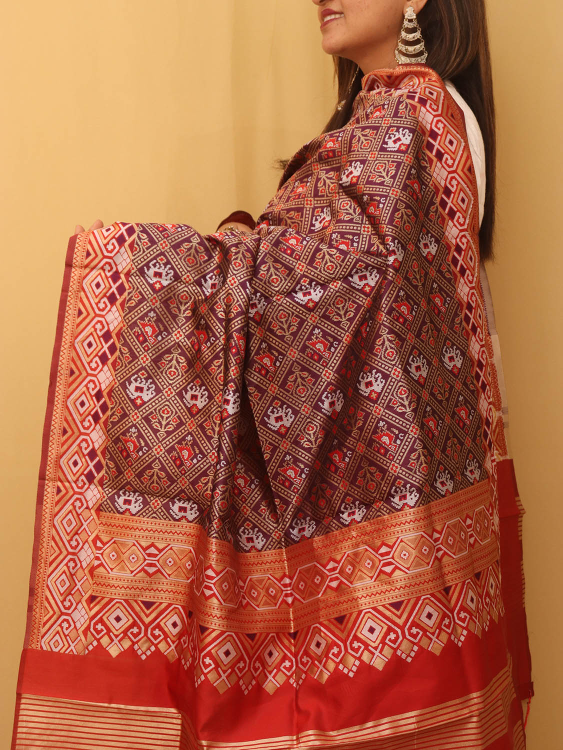 Elegant Purple Silk Dupatta for Women - Luxurion World