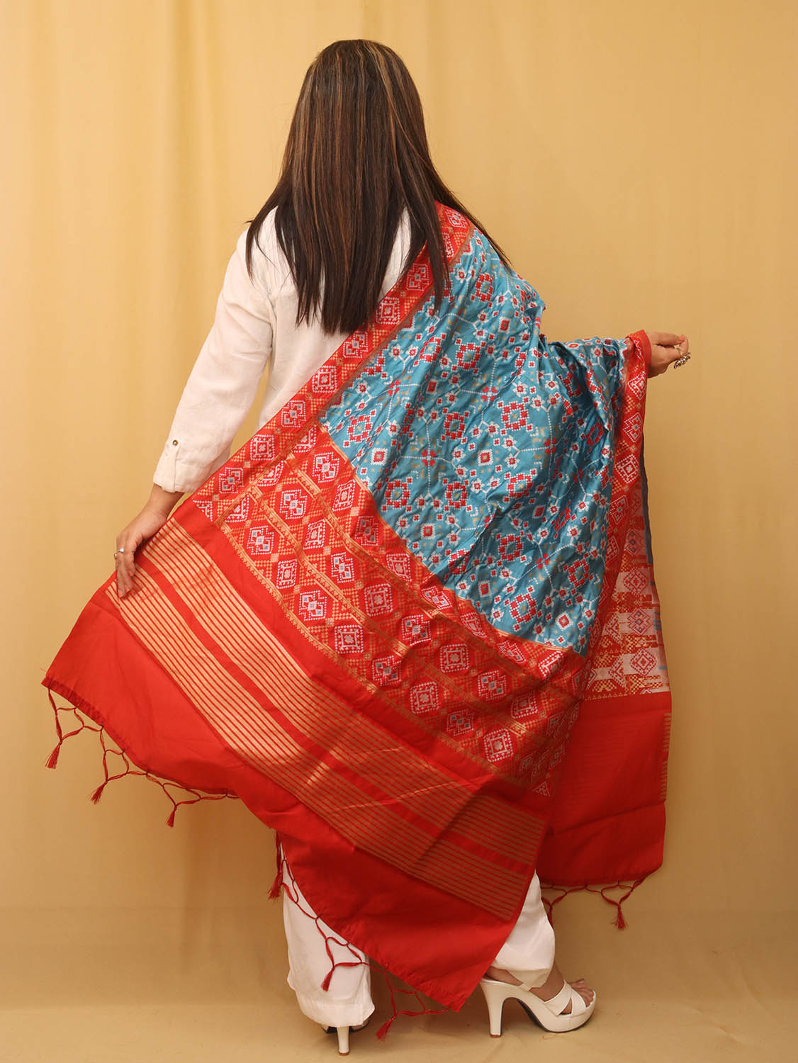 Blue Patola Silk Dupatta - Luxurion World