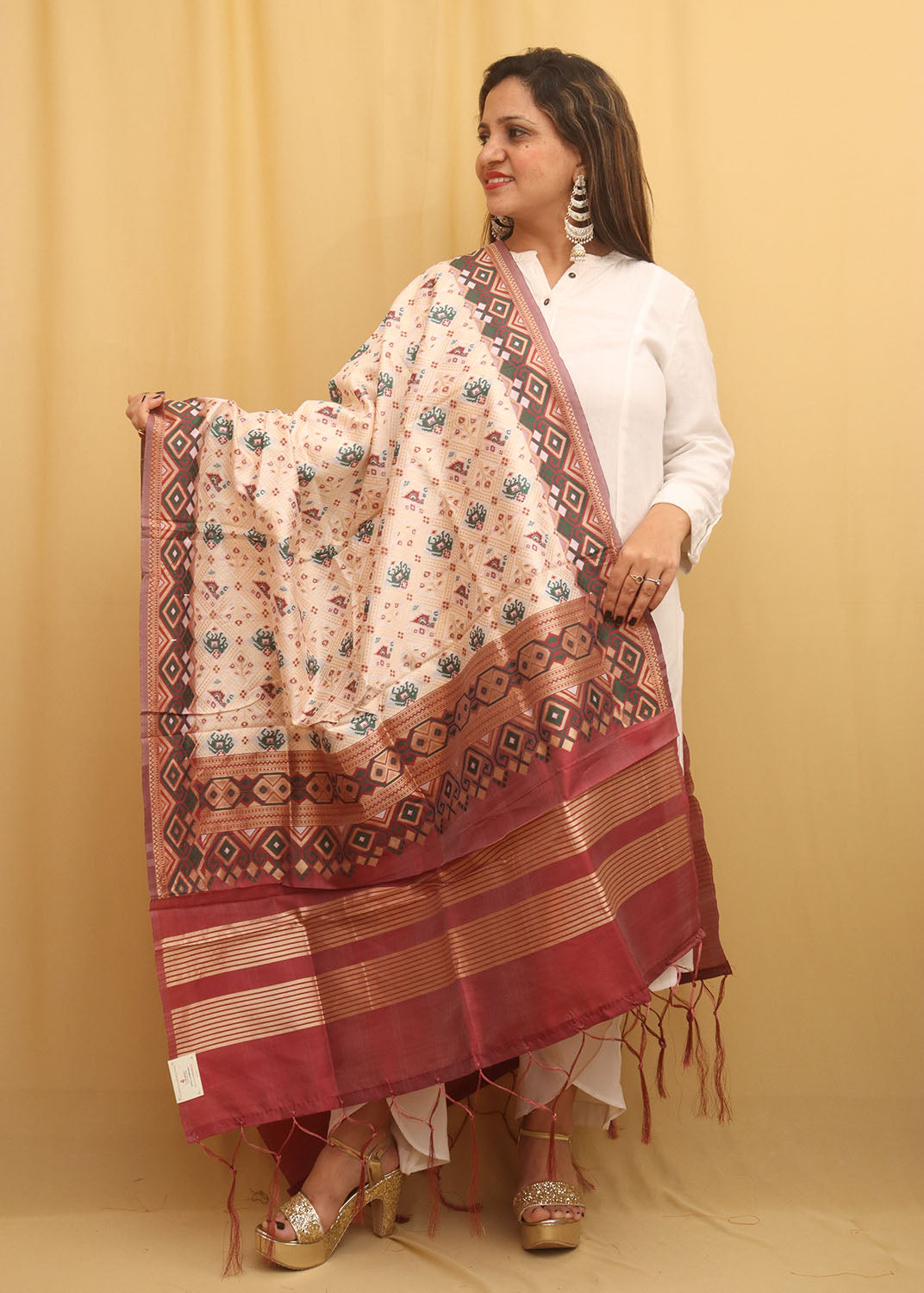 Off White Patola Silk Dupatta - Luxurion World