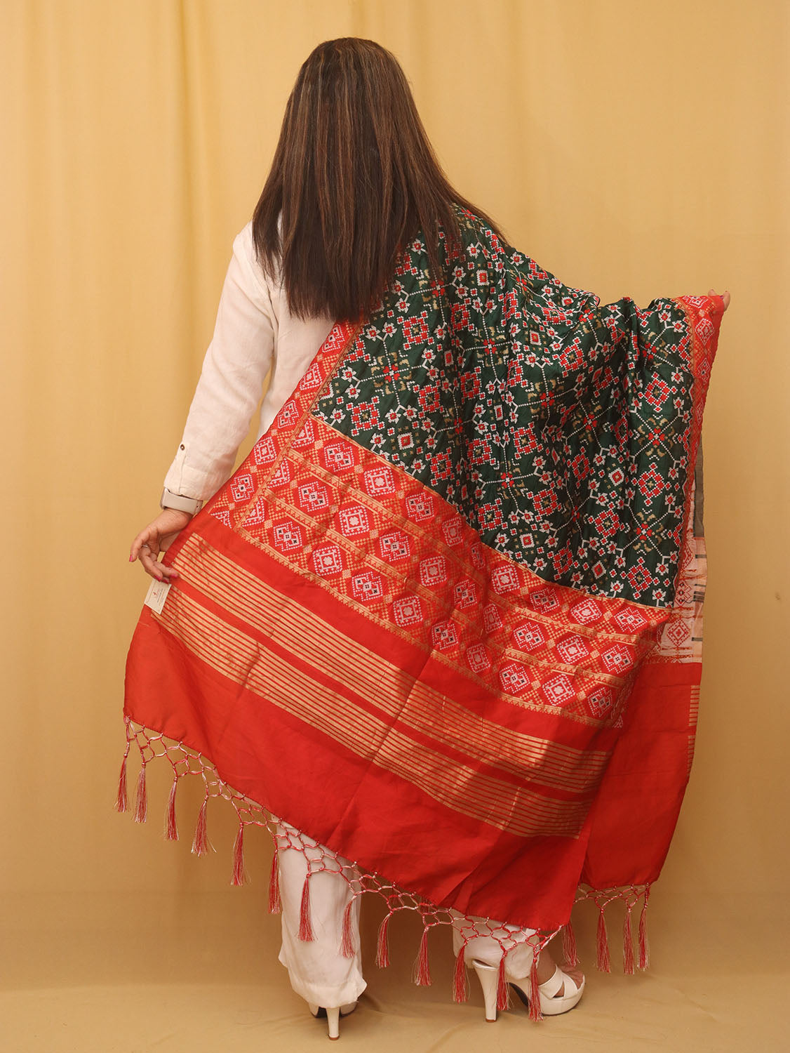 Green Patola Silk Dupatta - Luxurion World
