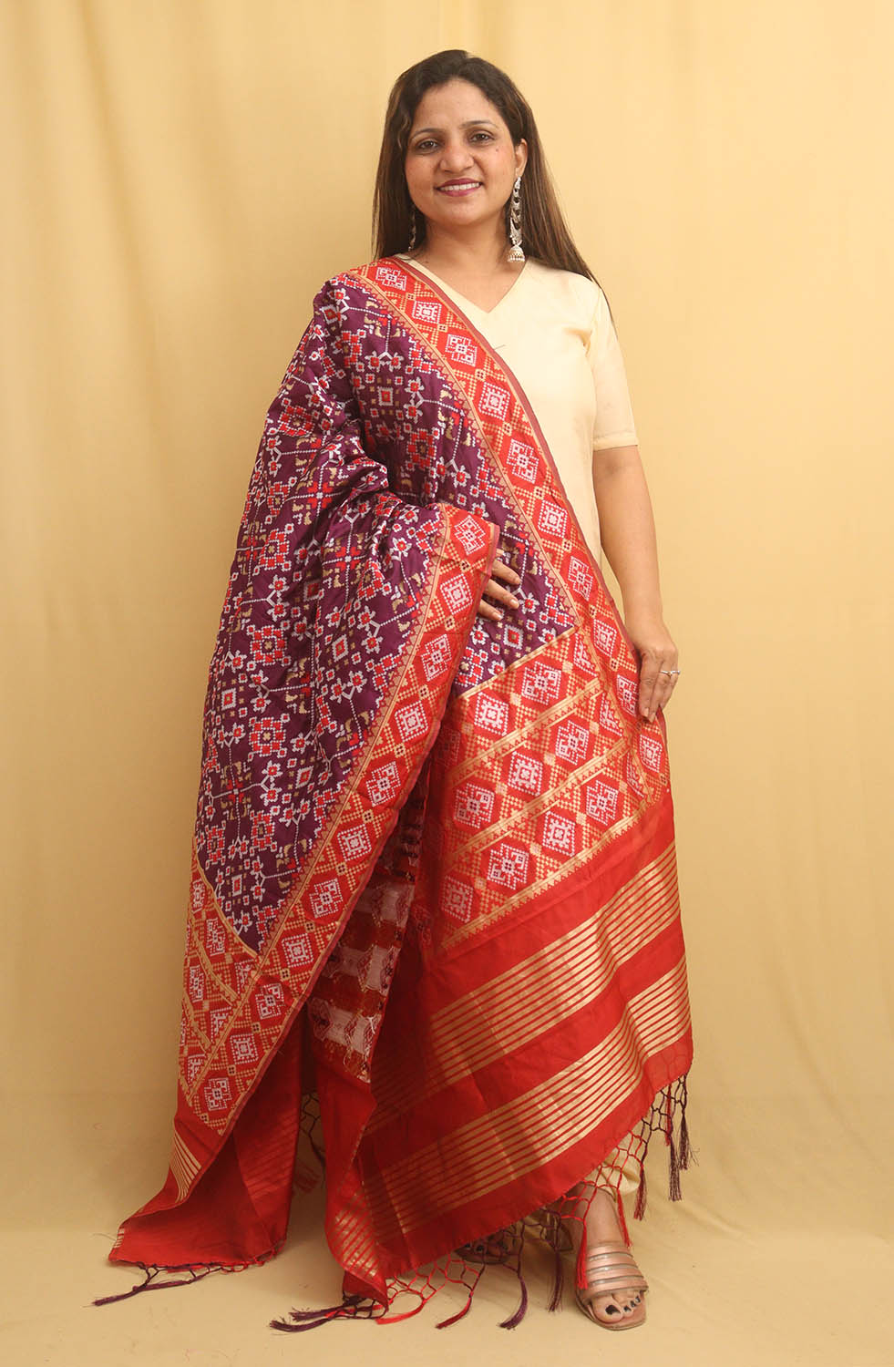 Purple Patola Silk Traditional Design Dupatta - Luxurion World