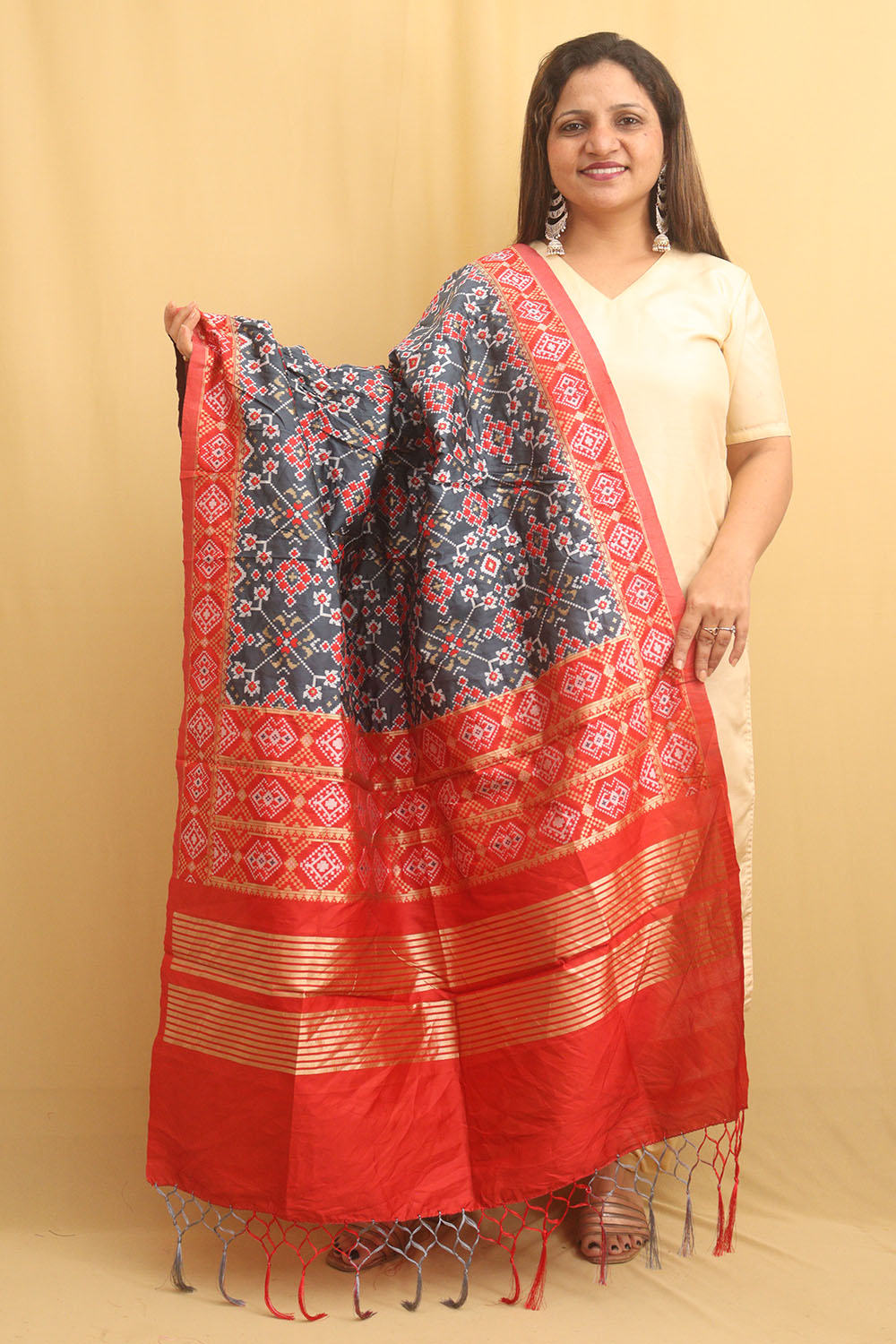 Grey Patola Silk Dupatta - Luxurion World