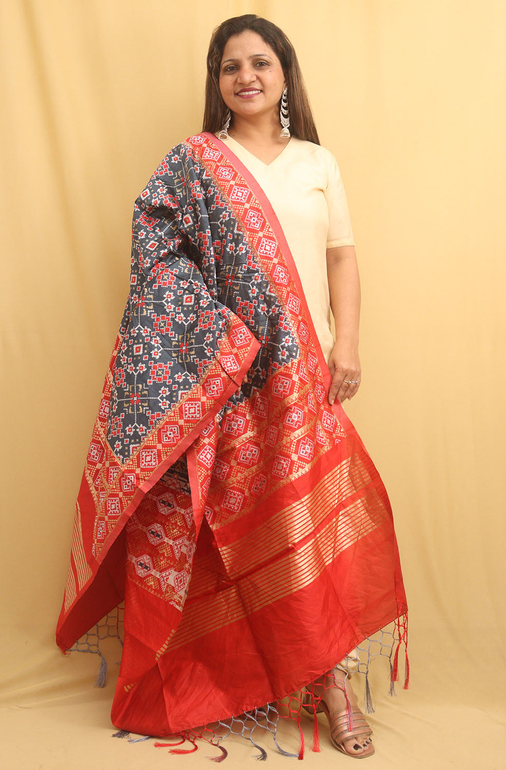 Grey Patola Silk Dupatta - Luxurion World